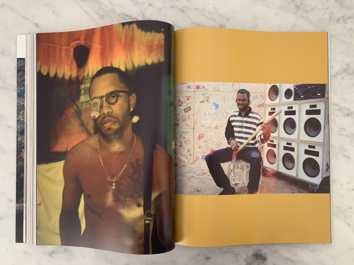 Other i-D MAGAZINE WINTER 2017 / THE SOUNDING OFF ISSUE NUMBER 350 Size ONE SIZE - 9 Thumbnail