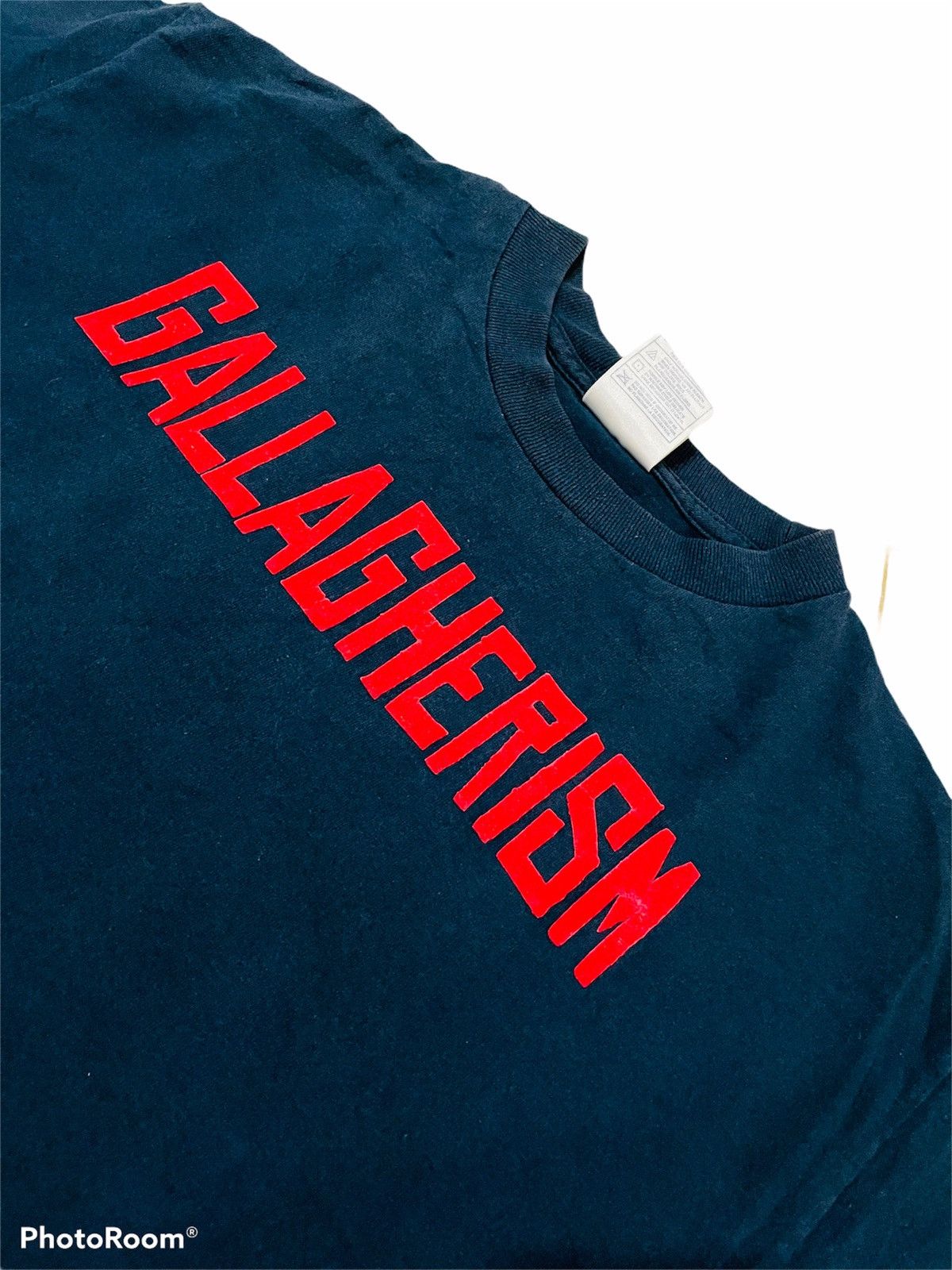 Band Tees Vintage 90’s Liam & Noel Gallagher Oasis Rock Band Tees Size US M / EU 48-50 / 2 - 3 Thumbnail