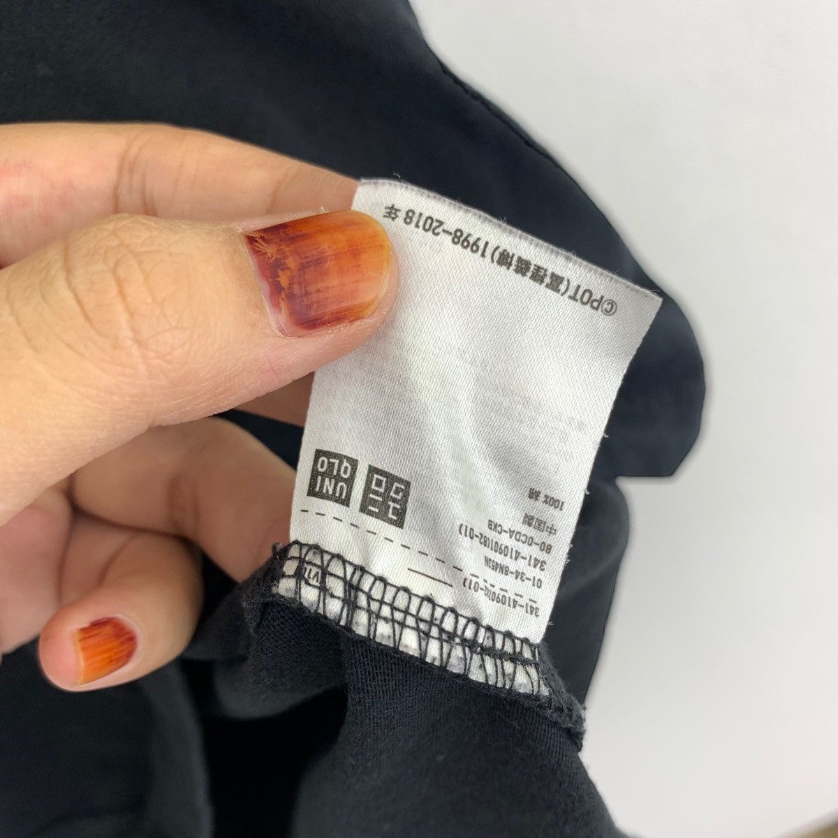 Uniqlo Vintage UT UNIQLO HUNTERxHunter Villain Character Size US L / EU 52-54 / 3 - 6 Thumbnail