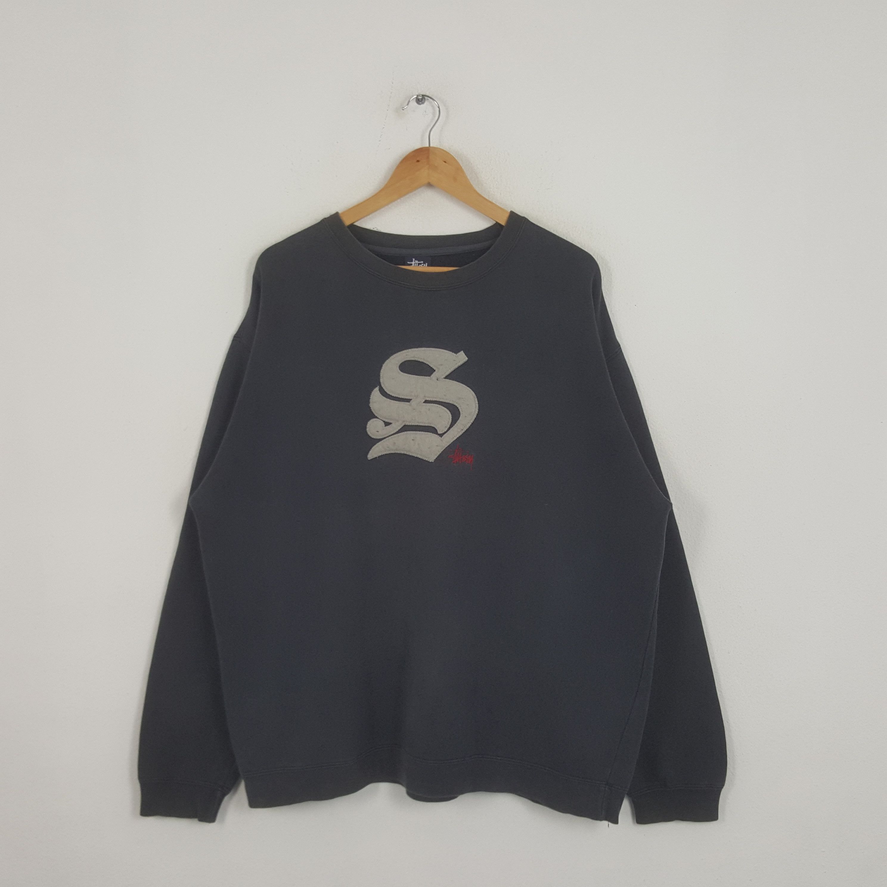 Stussy × Vintage Vintage Stussy Streetwear Center Big Logo Art Sweatshirt Size US XL / EU 56 / 4 - 3 Thumbnail