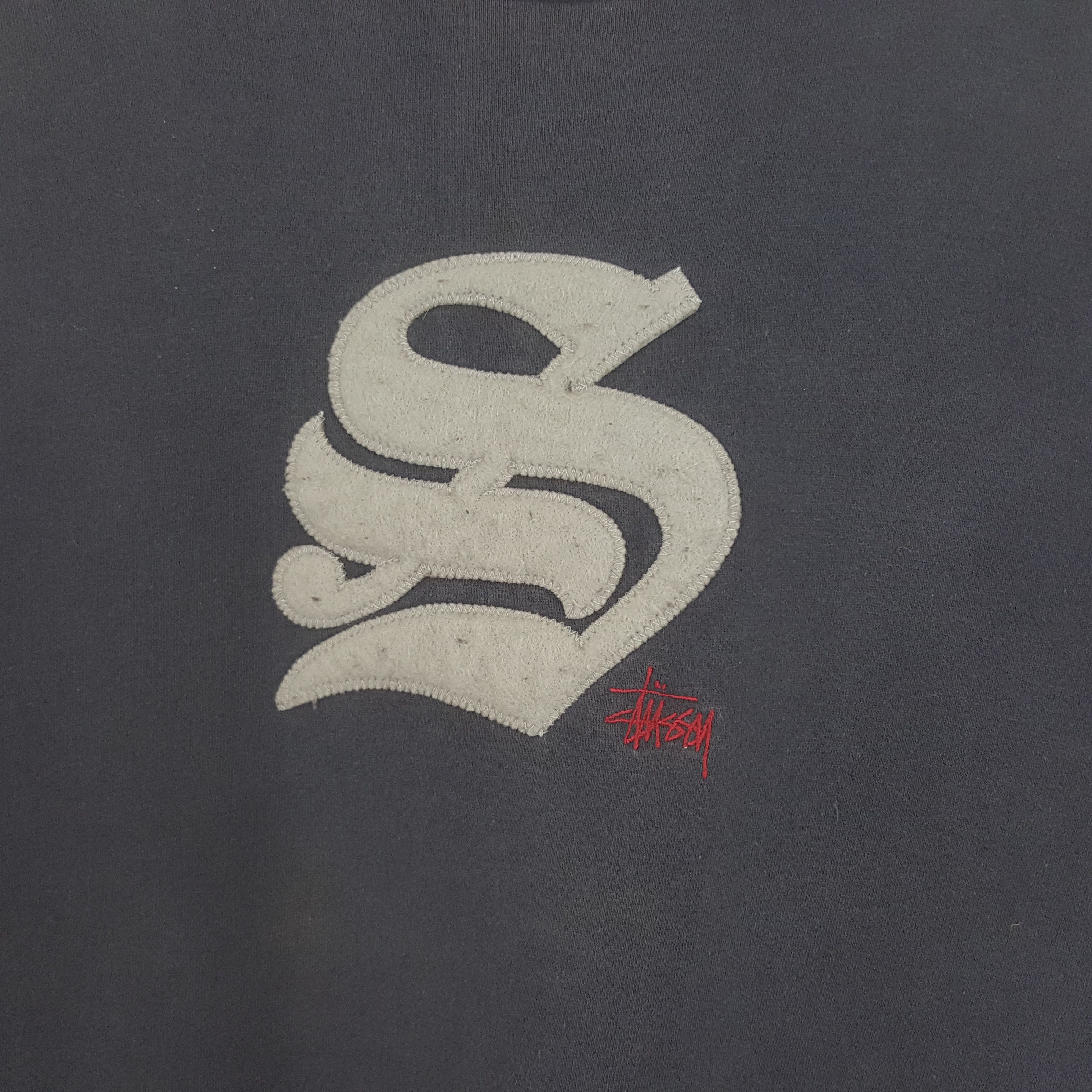 Stussy × Vintage Vintage Stussy Streetwear Center Big Logo Art Sweatshirt Size US XL / EU 56 / 4 - 4 Thumbnail
