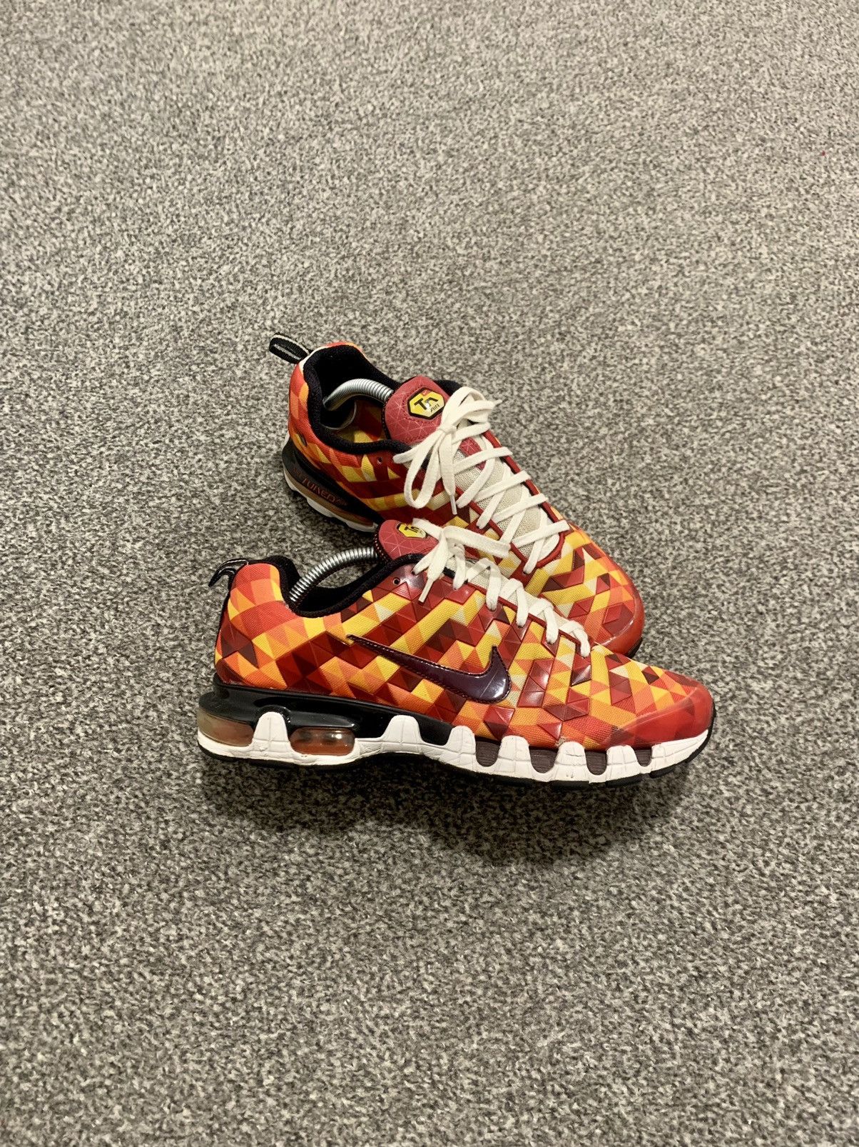 image of Nike Tn Air Max Tuned 10- Anniversary Trainers 2008 Shoes in Sunset, Men's (Size 8.5)
