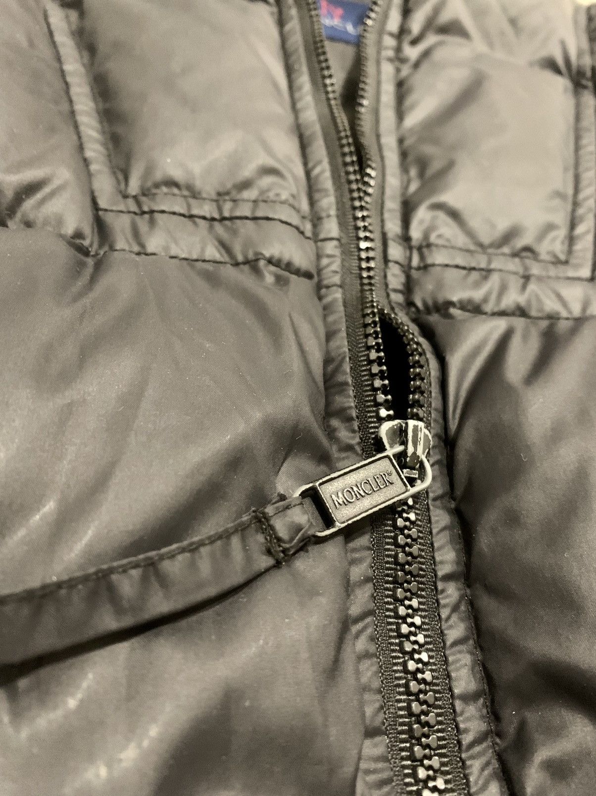 Moncler Black Grenoble Moncler Puffer Jacket Fur Hood Size US M / EU 48-50 / 2 - 5 Thumbnail