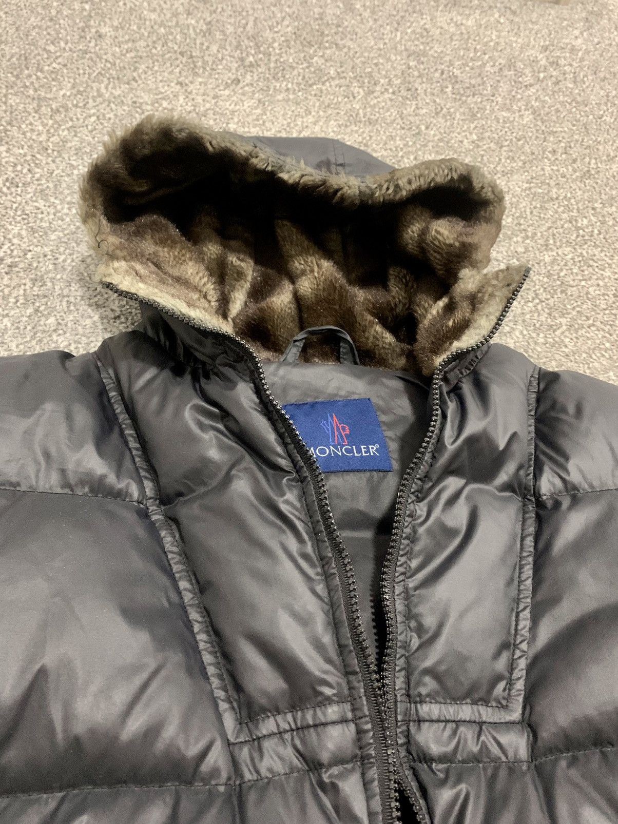 Moncler Black Grenoble Moncler Puffer Jacket Fur Hood Size US M / EU 48-50 / 2 - 3 Thumbnail