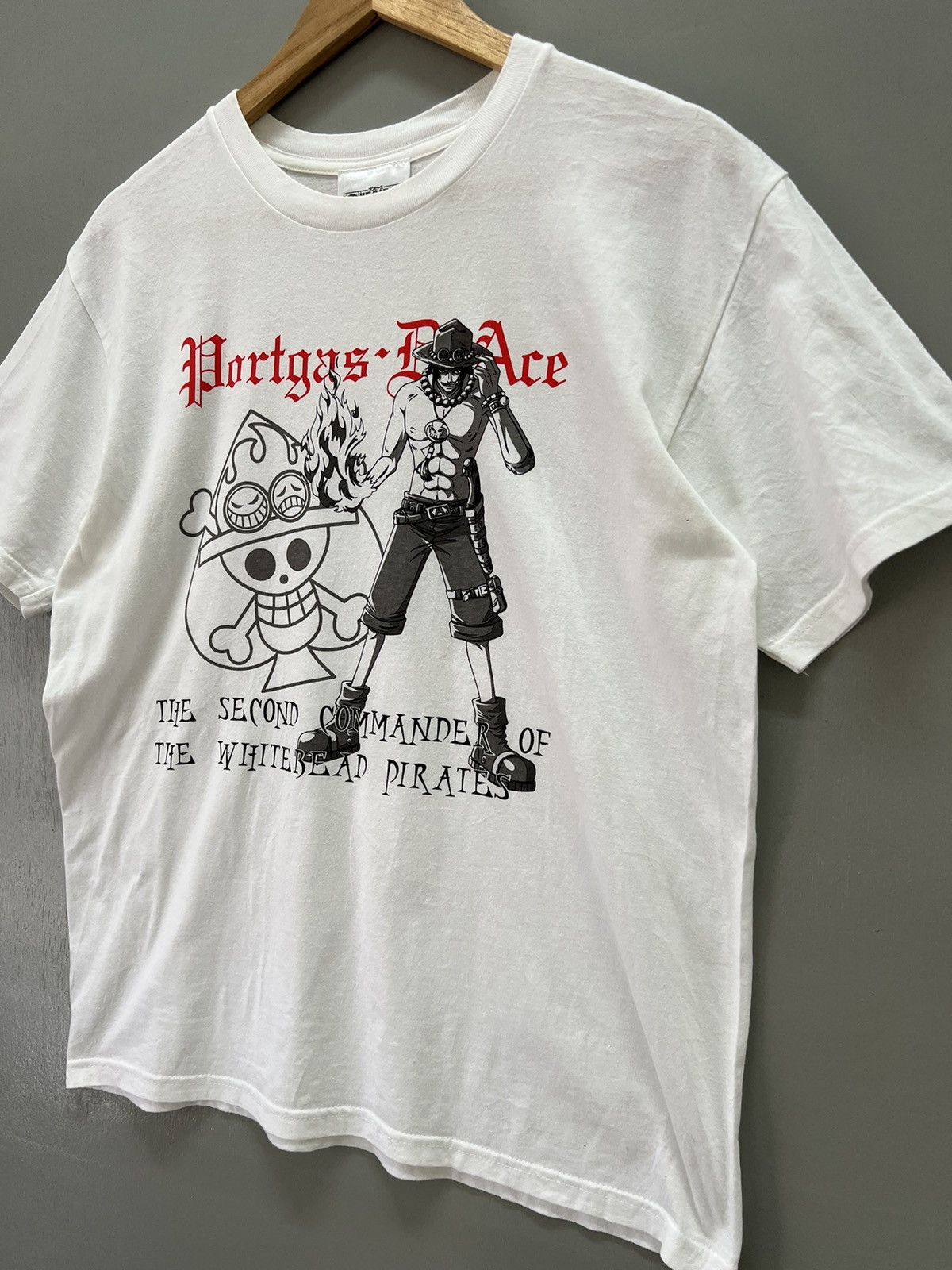 Anime Vintage Portgas D Ace The Whitebeard Pirates One Piece tees Size US M / EU 48-50 / 2 - 3 Thumbnail