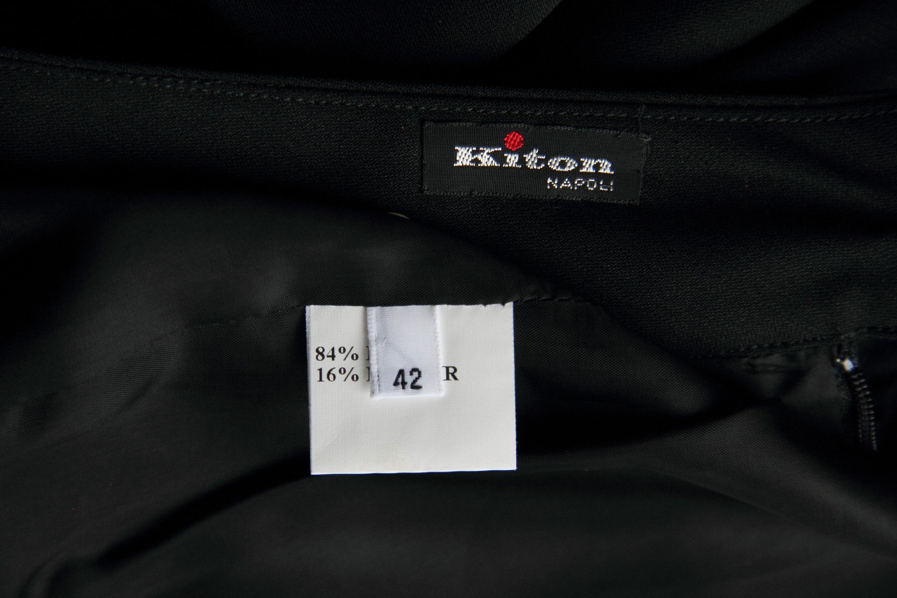 Kiton KITON SKIRT SIZE 42 Size 28" / US 6 / IT 42 - 9 Thumbnail