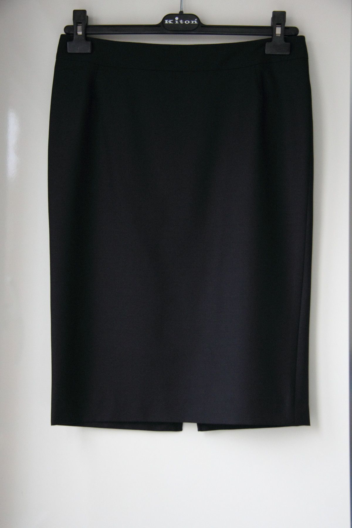 Kiton KITON SKIRT SIZE 42 Size 28" / US 6 / IT 42 - 1 Thumbnail
