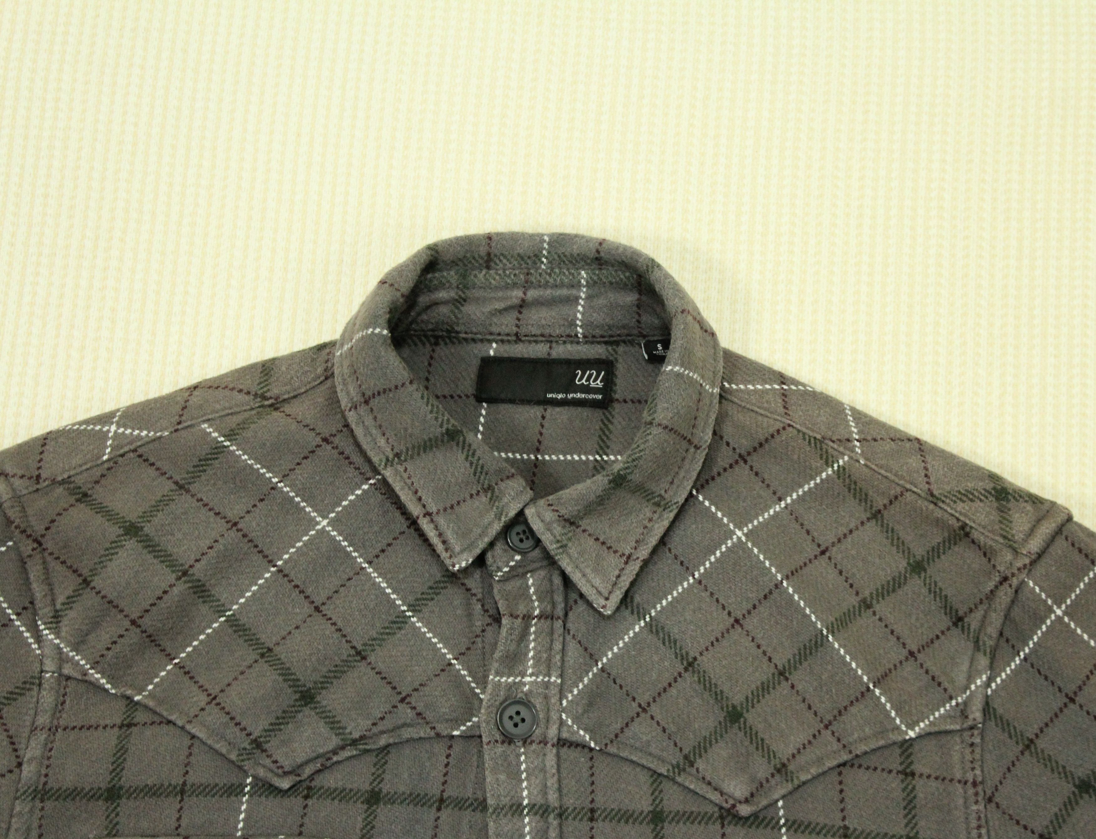 Undercover × Uniqlo UNIQLO x UNDERCOVER Shirt Flannel Checkered Japan Size S Size US S / EU 44-46 / 1 - 9 Thumbnail