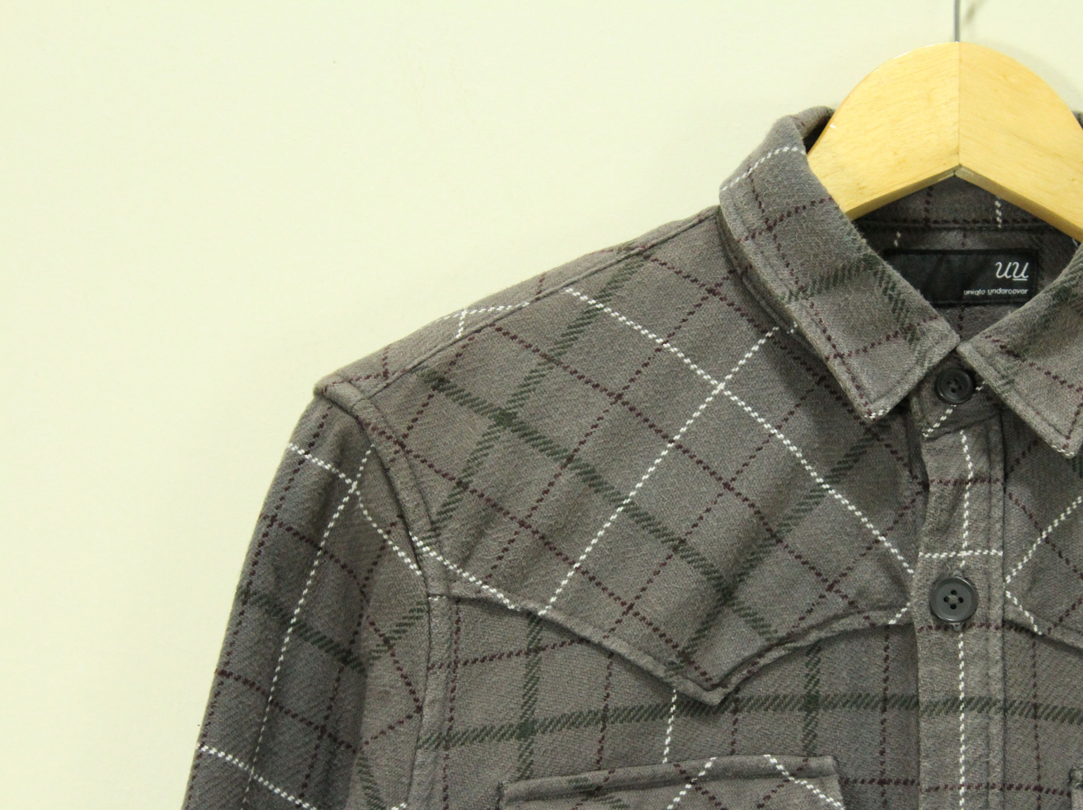 Undercover × Uniqlo UNIQLO x UNDERCOVER Shirt Flannel Checkered Japan Size S Size US S / EU 44-46 / 1 - 4 Thumbnail