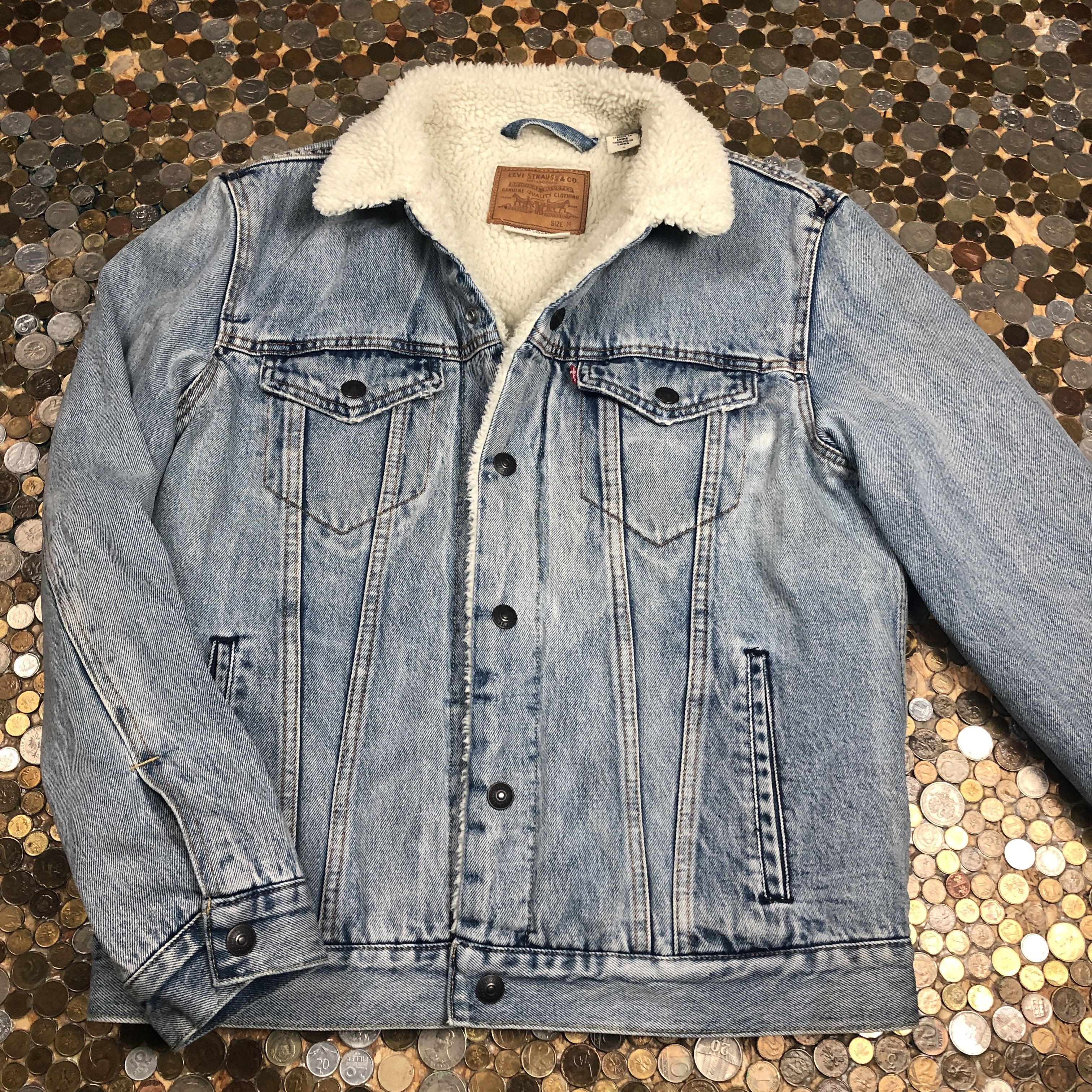 Levi's Denim jacket with furry lamb 90's