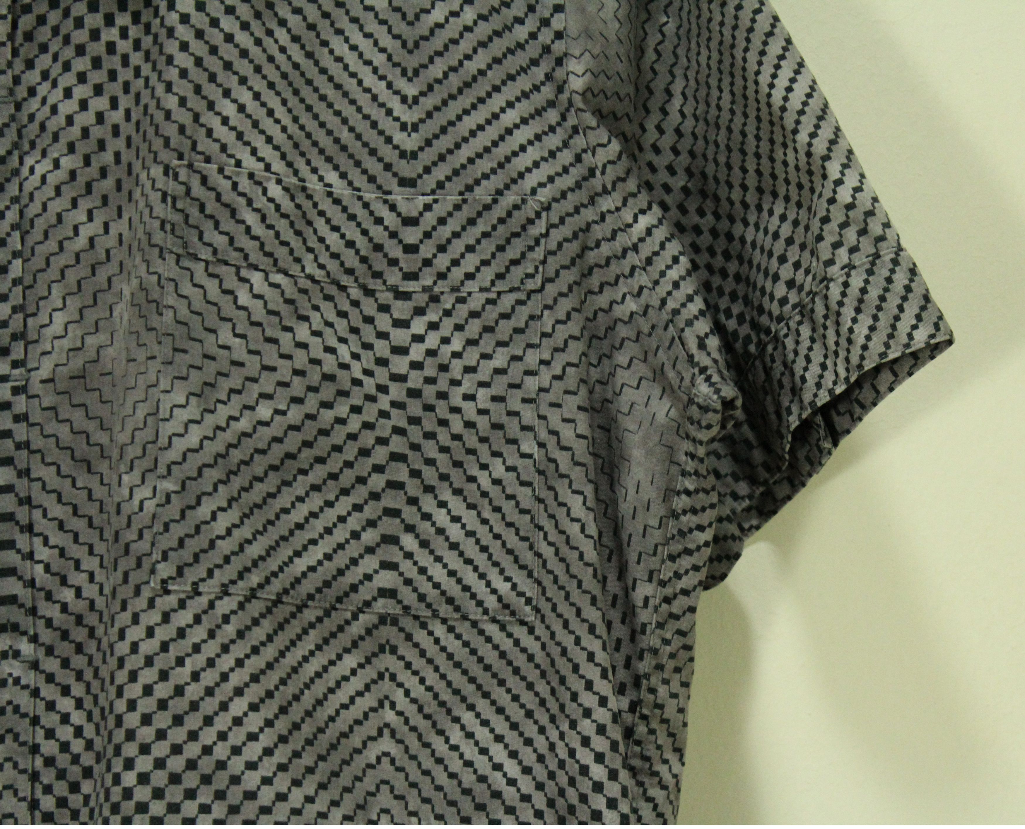 Gaultier Homme Objet GAULTIER HOMME OBJET Shirt Hidden Button JPG Snake Phantom Size US S / EU 44-46 / 1 - 3 Thumbnail