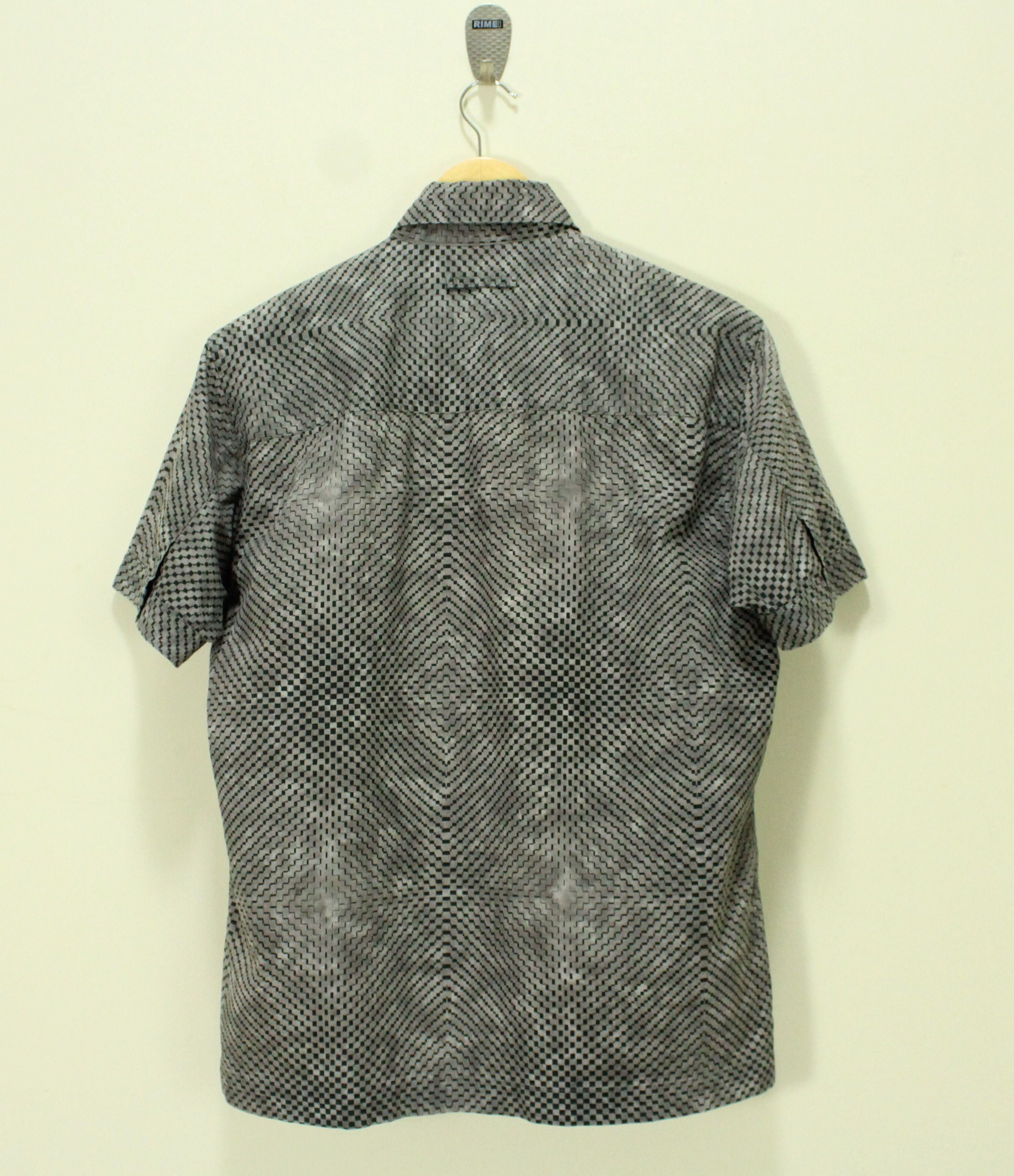 Gaultier Homme Objet GAULTIER HOMME OBJET Shirt Hidden Button JPG Snake Phantom Size US S / EU 44-46 / 1 - 4 Thumbnail