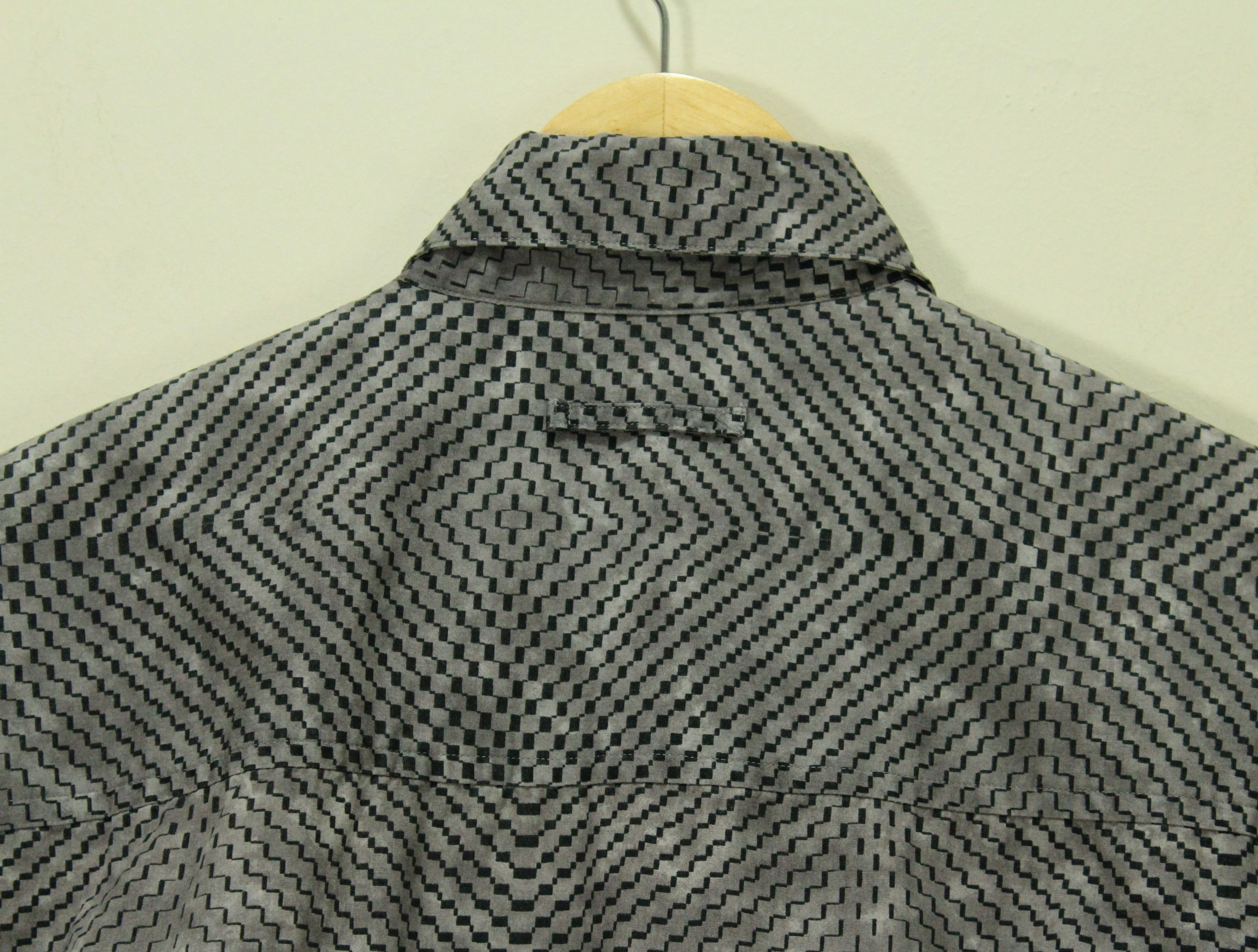 Gaultier Homme Objet GAULTIER HOMME OBJET Shirt Hidden Button JPG Snake Phantom Size US S / EU 44-46 / 1 - 5 Thumbnail