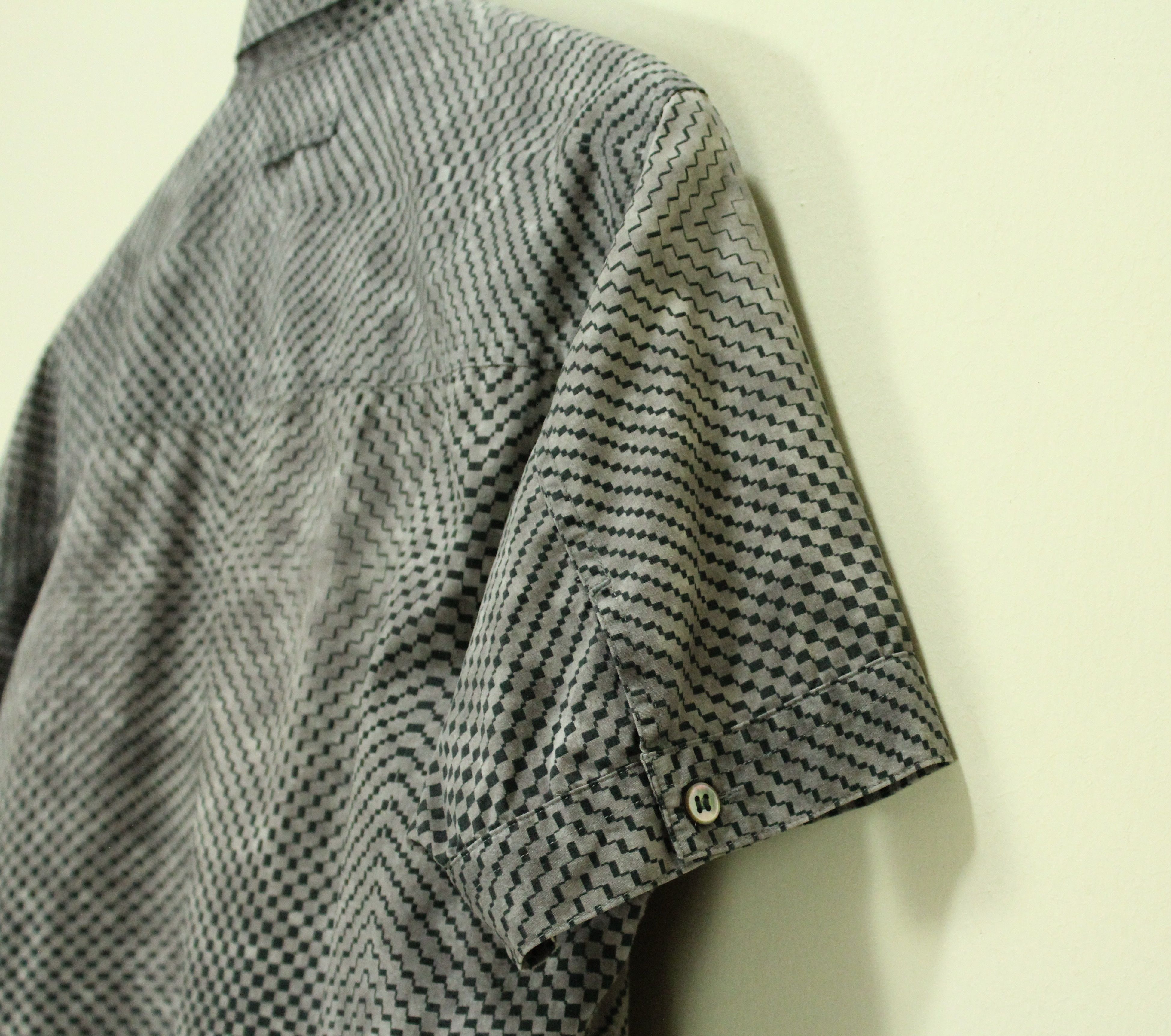Gaultier Homme Objet GAULTIER HOMME OBJET Shirt Hidden Button JPG Snake Phantom Size US S / EU 44-46 / 1 - 6 Thumbnail