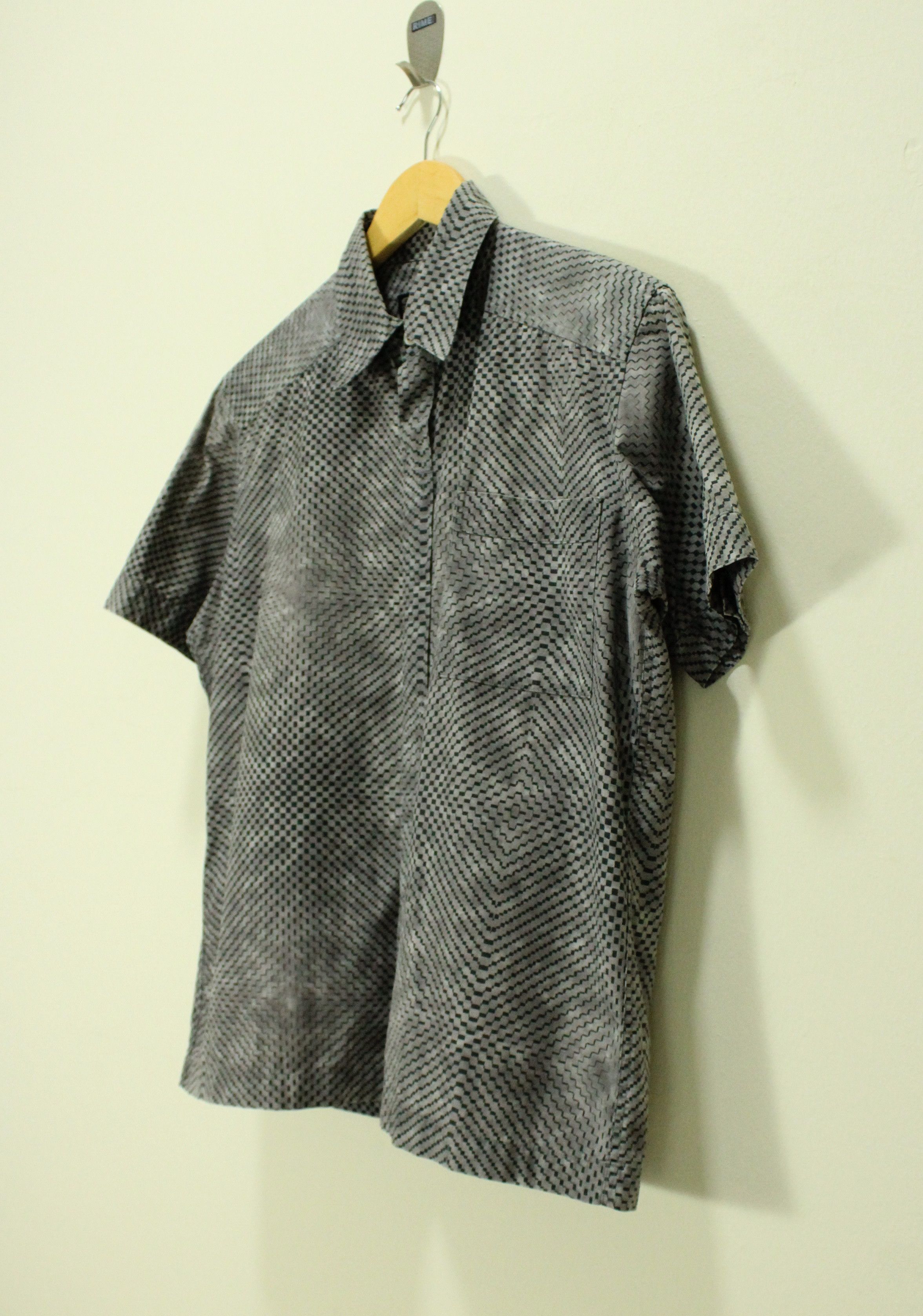 Gaultier Homme Objet GAULTIER HOMME OBJET Shirt Hidden Button JPG Snake Phantom Size US S / EU 44-46 / 1 - 2 Thumbnail