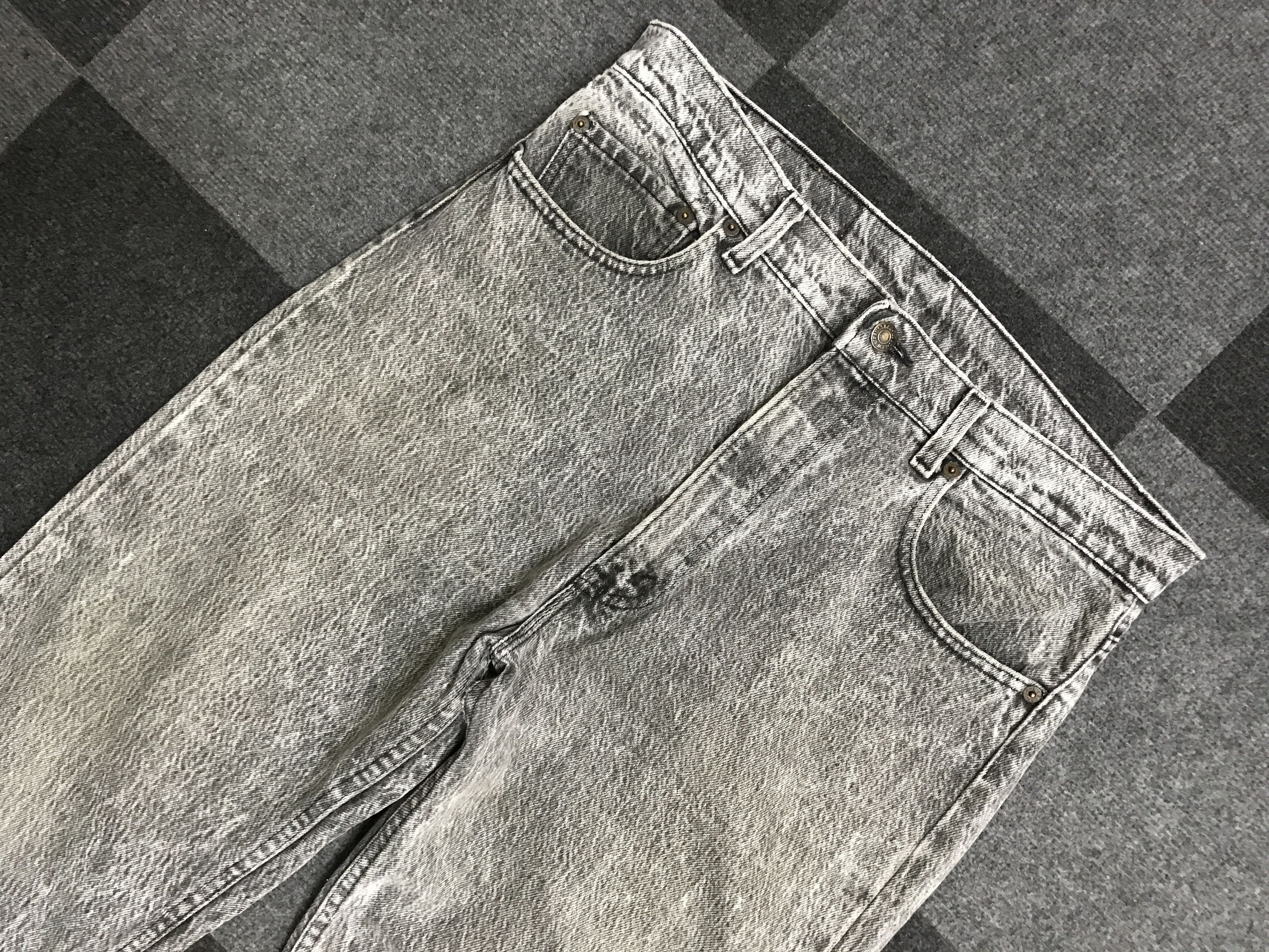 Levi's × Vintage VL174-Vintage Levis 505 Black Acid Wash Jeans Size US 34 / EU 50 - 2 Thumbnail