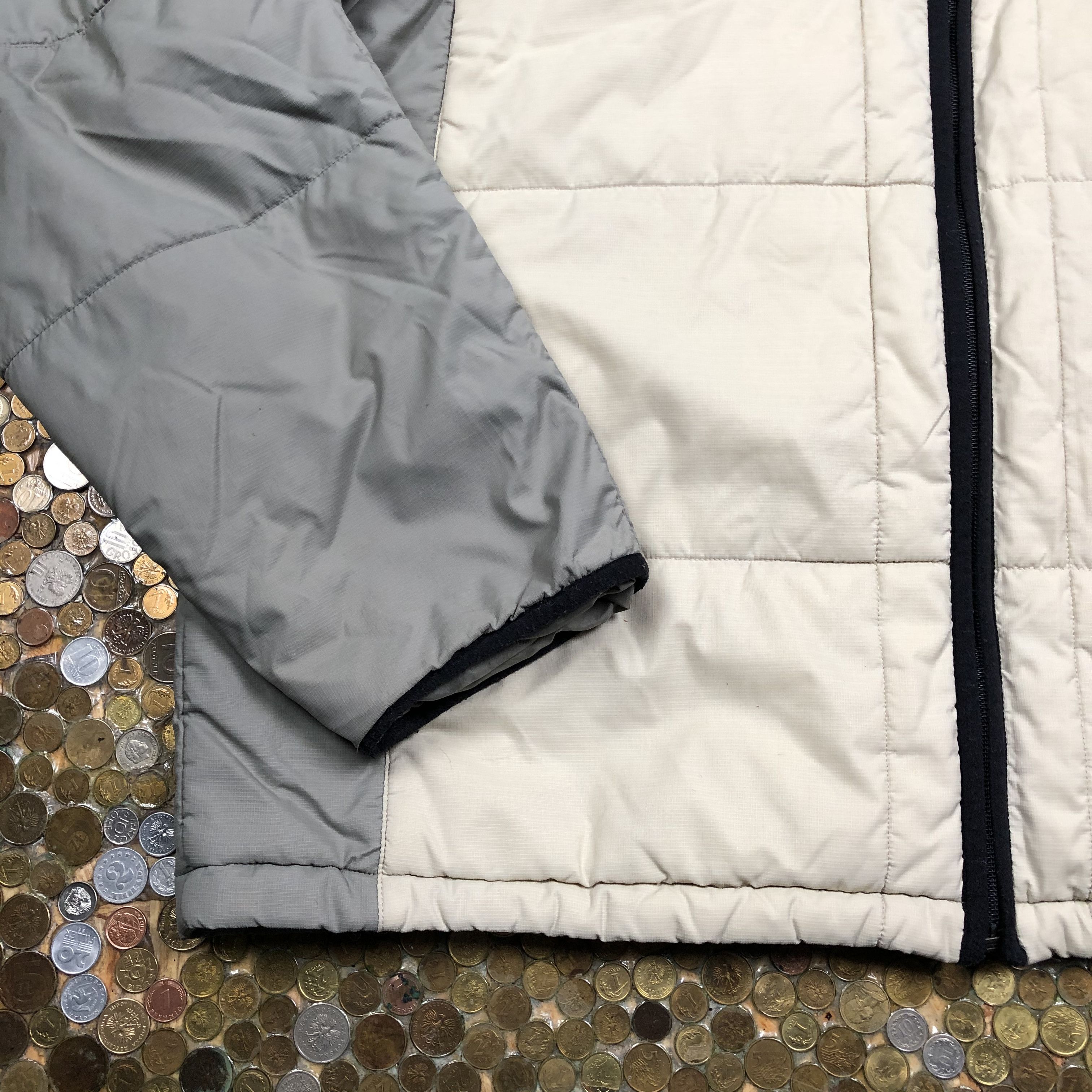 Nike Nike Vintage 90's puffer jacket Size US L / EU 52-54 / 3 - 3 Thumbnail
