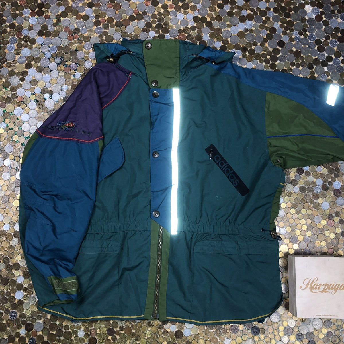 Adidas Adidas adventure Vintage 90s jacket Size US L / EU 52-54 / 3 - 5 Thumbnail