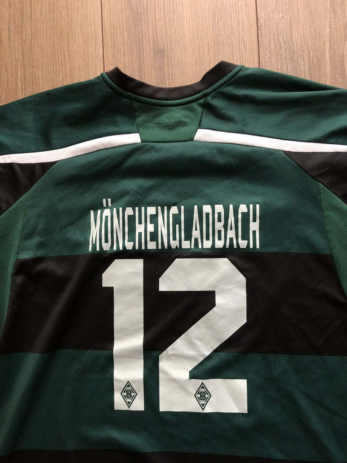 Lotto Sport 2009-10 Borussia Monchengladbach Away Shirt (Good) Size US S / EU 44-46 / 1 - 9 Thumbnail