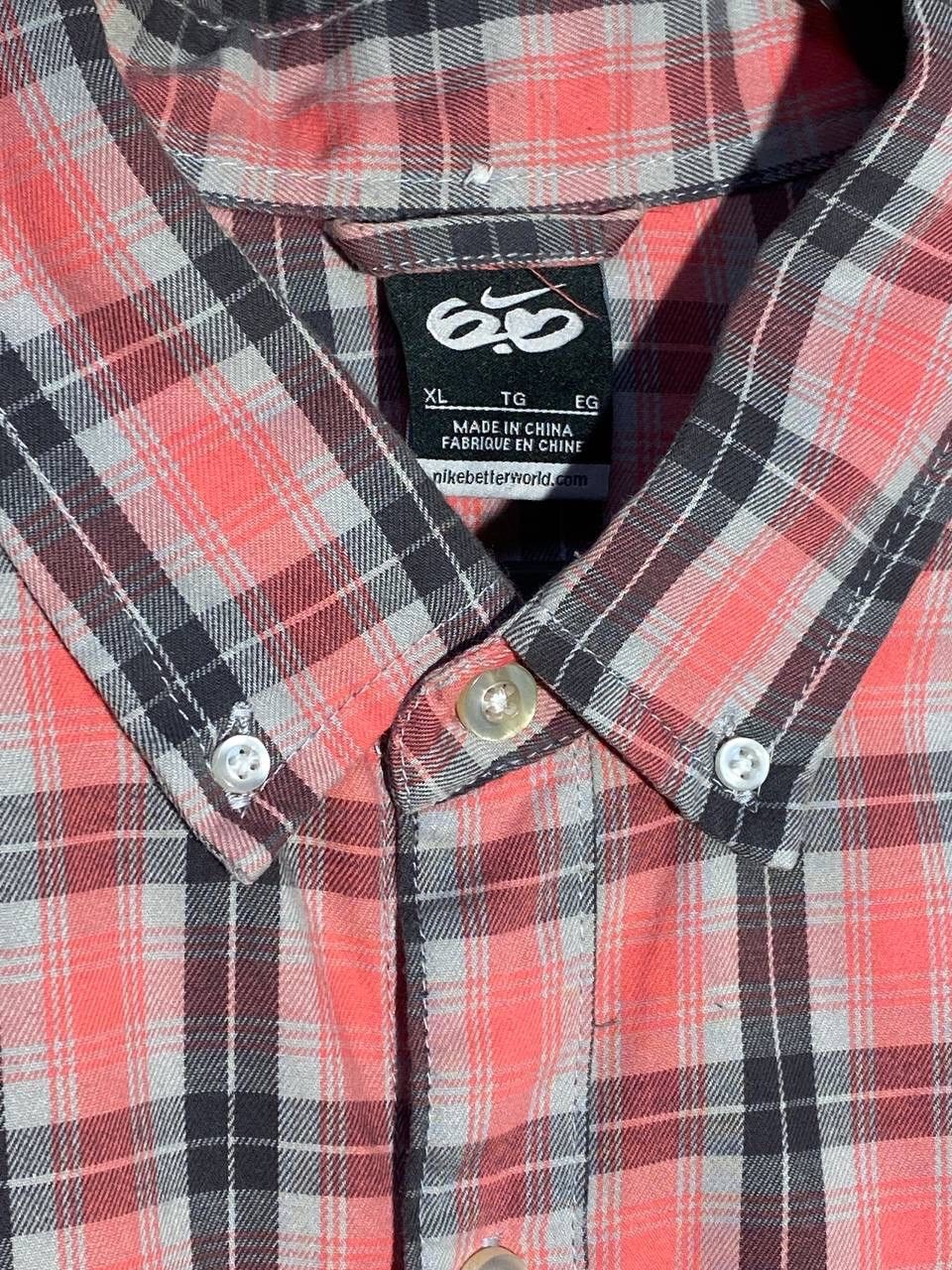 Nike Vintage Nike 6.0 Short Sleeve Check Flannel Shirt In Pink Size US XL / EU 56 / 4 - 4 Thumbnail