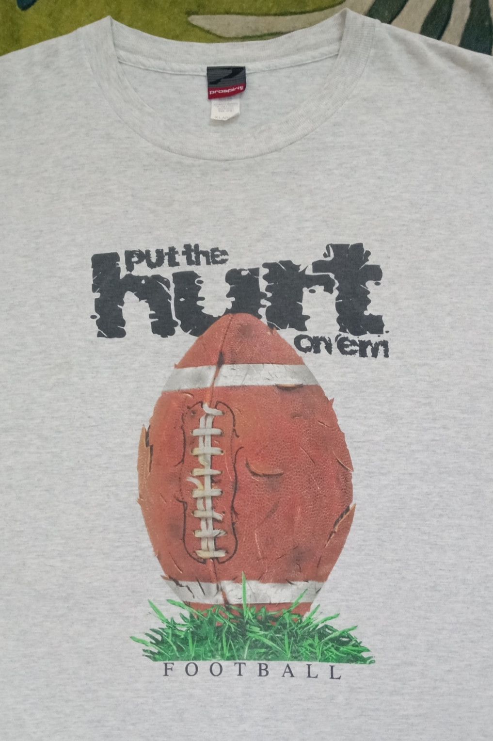 Vintage Vintage Put the hurt on 'em Football T-shirt Size US XL / EU 56 / 4 - 4 Thumbnail