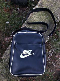90s Nike Vintage Shoulder Bag y2k Sling