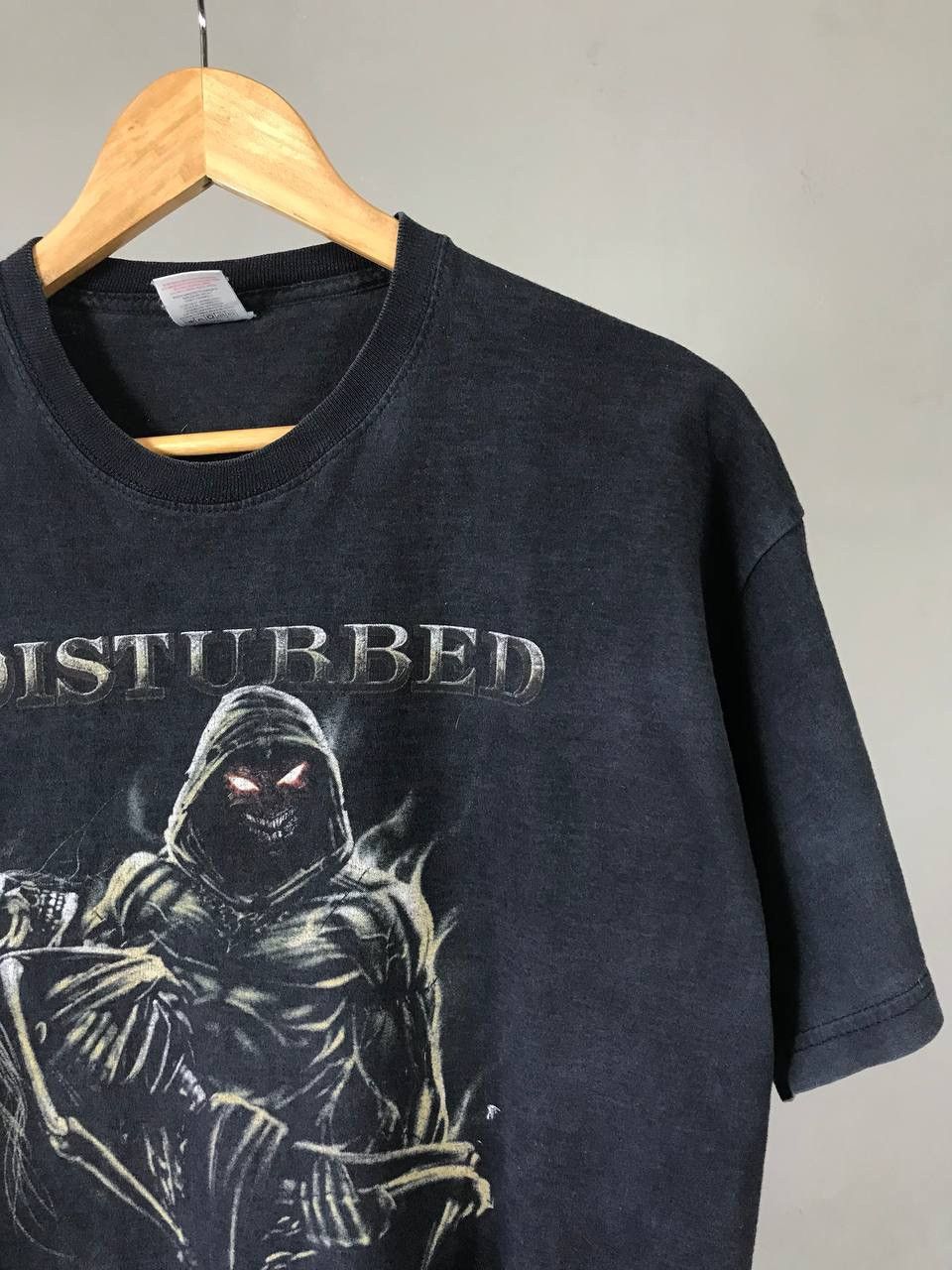 Band Tees × Vintage Disturbed vintage rock band overprinted tee Size US L / EU 52-54 / 3 - 2 Thumbnail