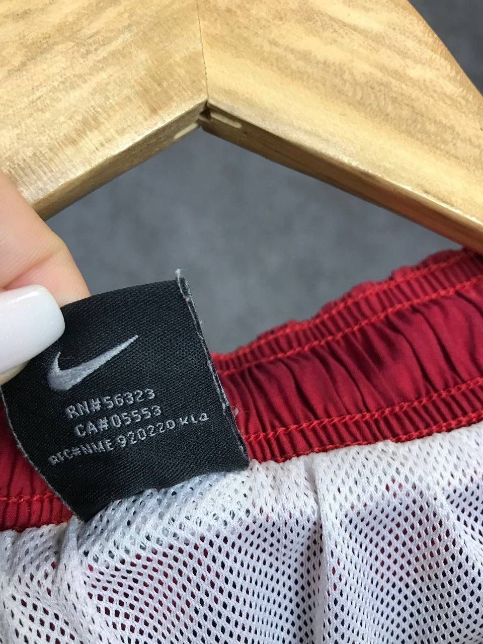 Nike × Vintage Nike big swoosh streetwear vintage shorts Size US 34 / EU 50 - 7 Thumbnail
