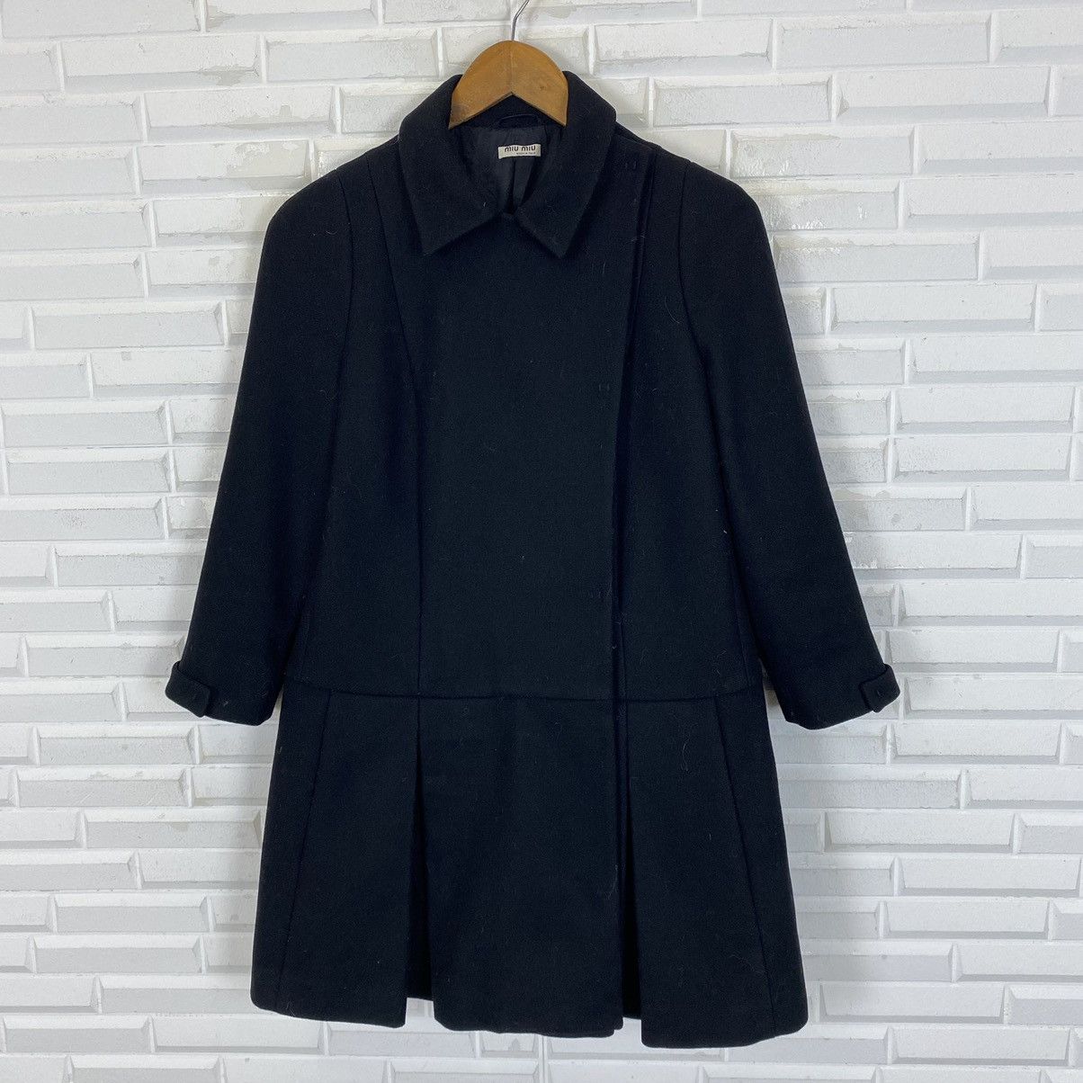 Miu Miu ✨Miu Miu wool black coat size 40 Made in Italy Size M / US 6-8 / IT 42-44 - 4 Thumbnail