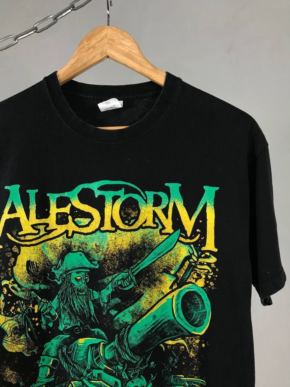 Band Tees Alestorm Vintage Rock Band Tee Size US M / EU 48-50 / 2 - 2 Thumbnail