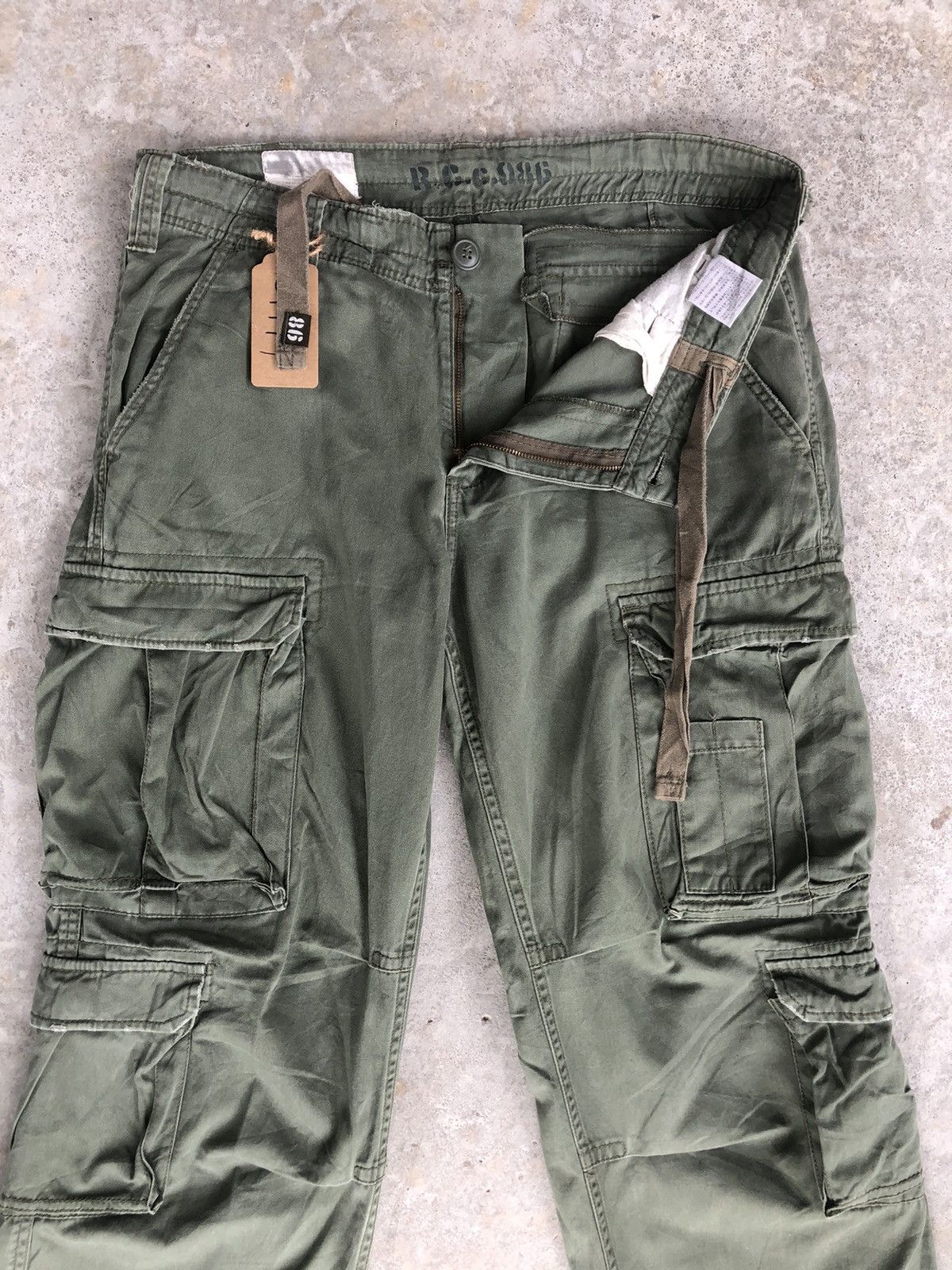 Seditionaries Real Crush Cargo Pants Tactical Multipocket Size US 35 - 14 Thumbnail