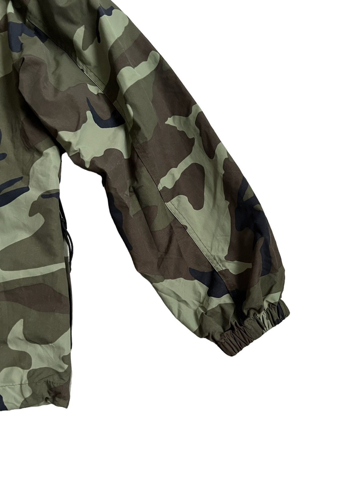 Carhartt 🔥Vintage Carhartt Nylon Lghtweight Camouflage Anorak/Jacket Size US M / EU 48-50 / 2 - 22 Thumbnail