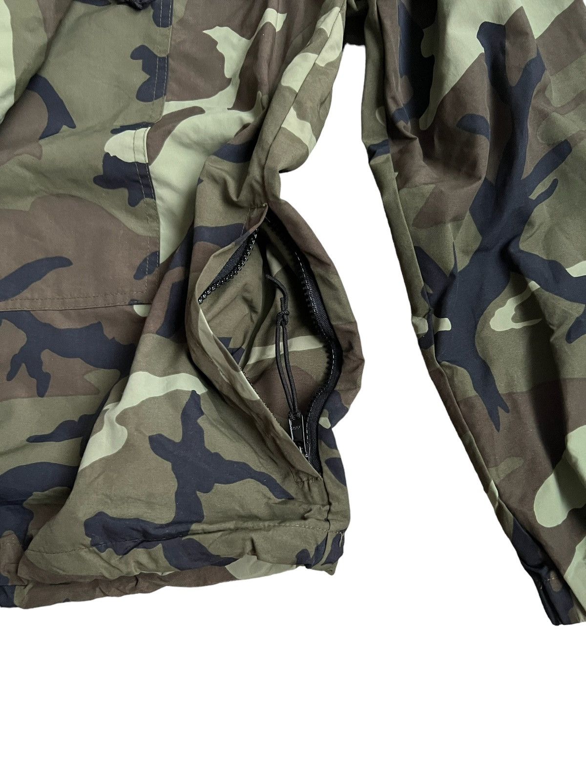 Carhartt 🔥Vintage Carhartt Nylon Lghtweight Camouflage Anorak/Jacket Size US M / EU 48-50 / 2 - 8 Thumbnail