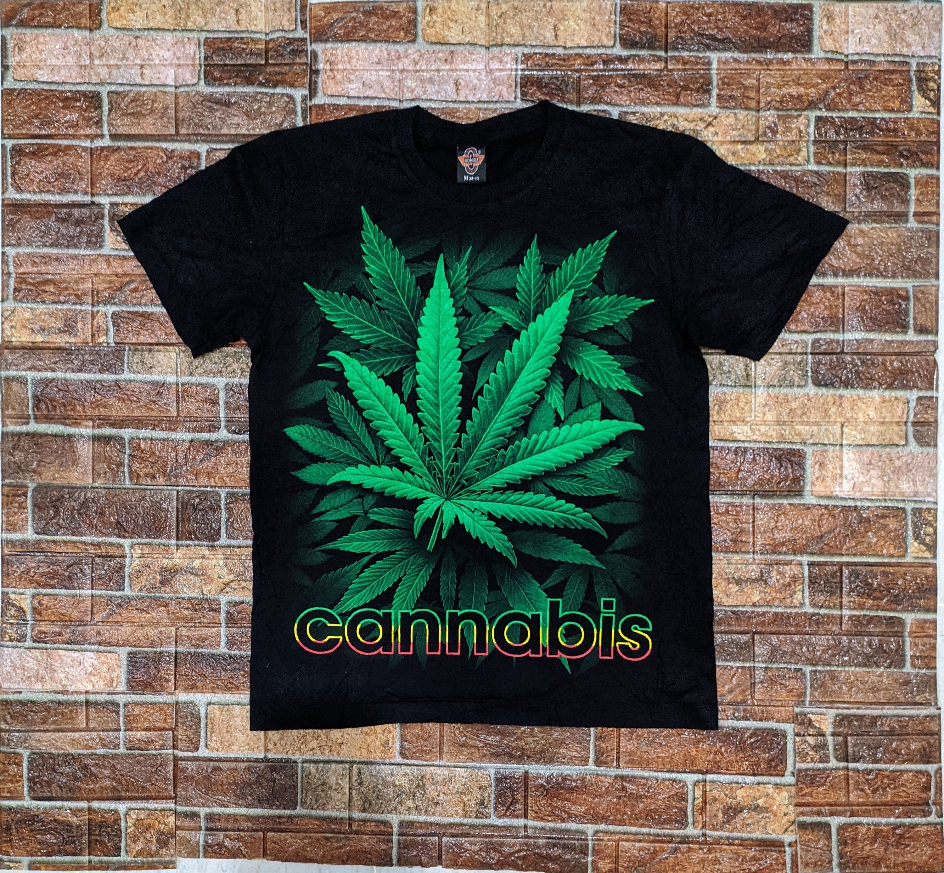 Art × Vintage Vintage nude boobs girl Weed T-shirt cannabis