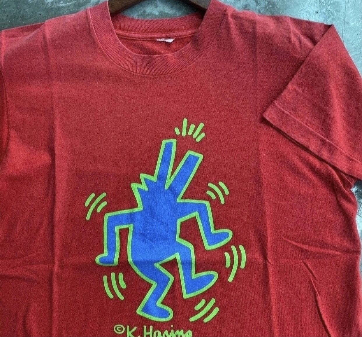 Keith Haring Vintage 90s Keith Harring Dancing Dog Pop shop Tee Size US L / EU 52-54 / 3 - 1 Thumbnail