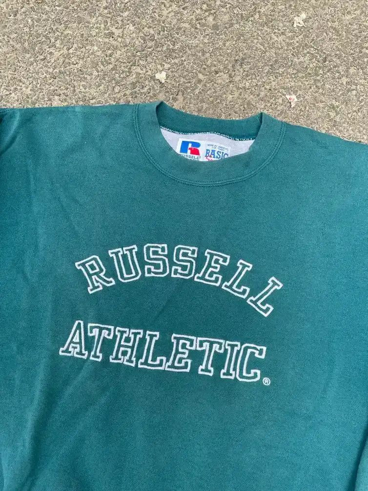 Russell Athletic Russell athletic basic vintage logo Sweatshirt Size US L / EU 52-54 / 3 - 1 Thumbnail