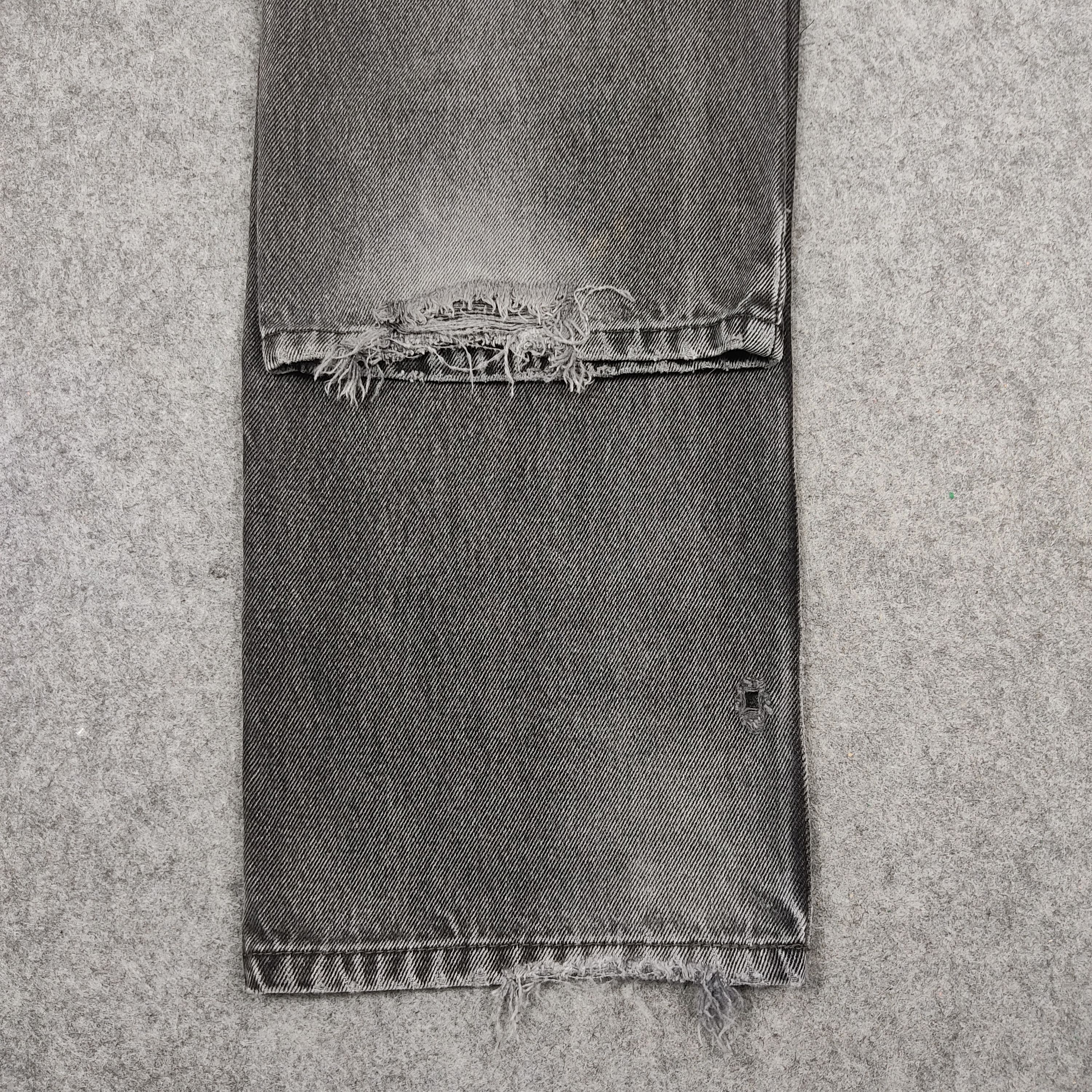 Levi's × Vintage Vintage Levis 505 Faded Black Jeans Regular Fit Size US 32 / EU 48 - 7 Thumbnail