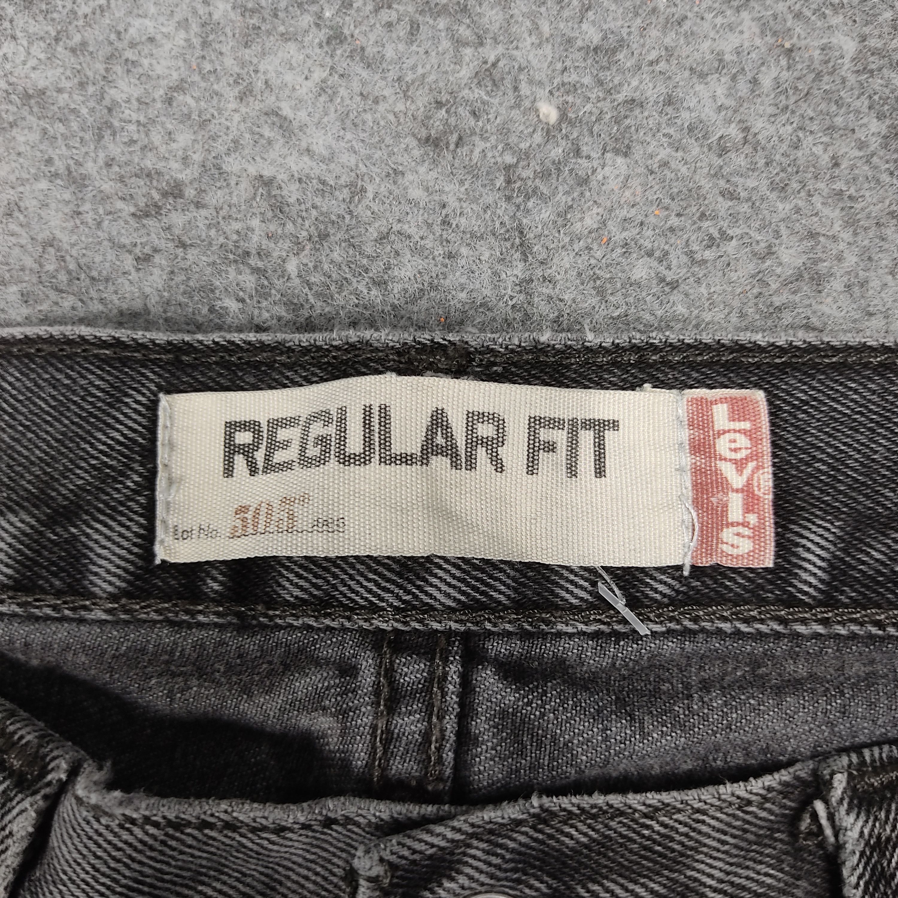 Levi's × Vintage Vintage Levis 505 Faded Black Jeans Regular Fit Size US 32 / EU 48 - 14 Thumbnail