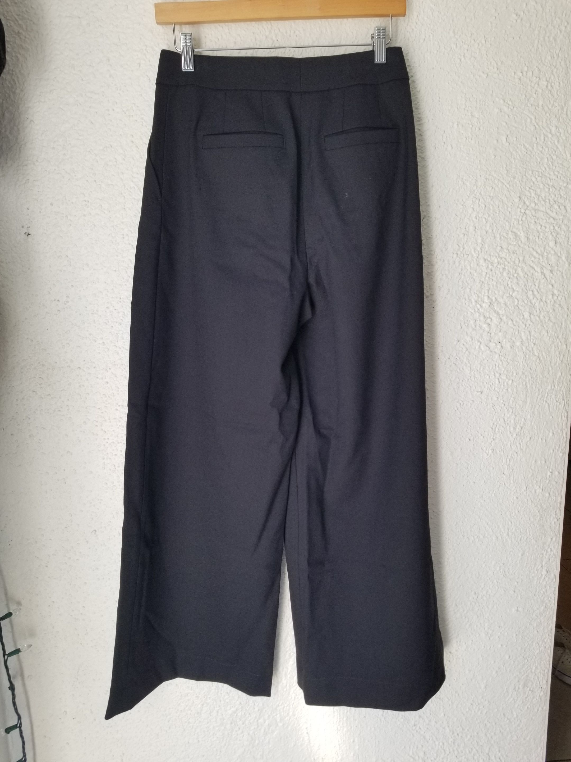 Womens wide leg pleated pant