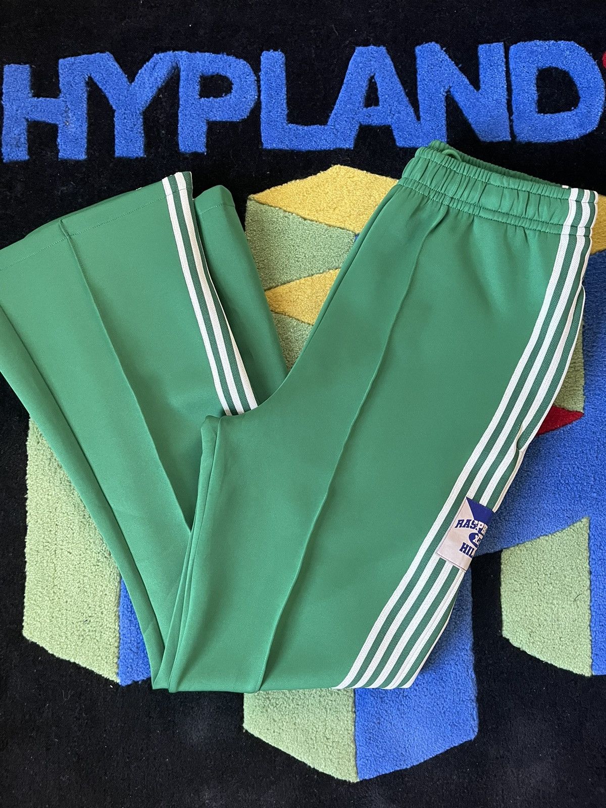 GV GALLERY UNCLE LEON SWEATS - GREEN FLARED (L)