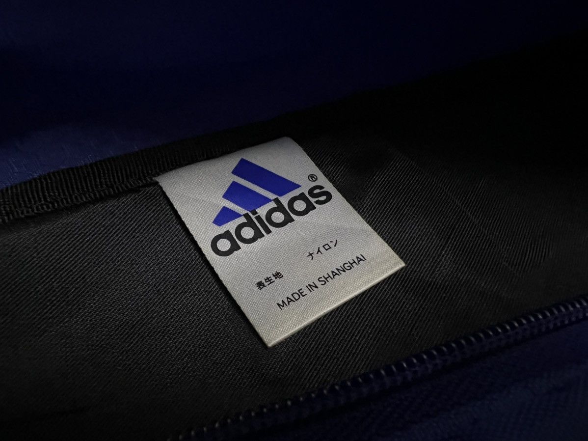 Adidas × Vintage VINTAGE ADIDAS CROSSBODY BODYBAG Size ONE SIZE - 13 Thumbnail
