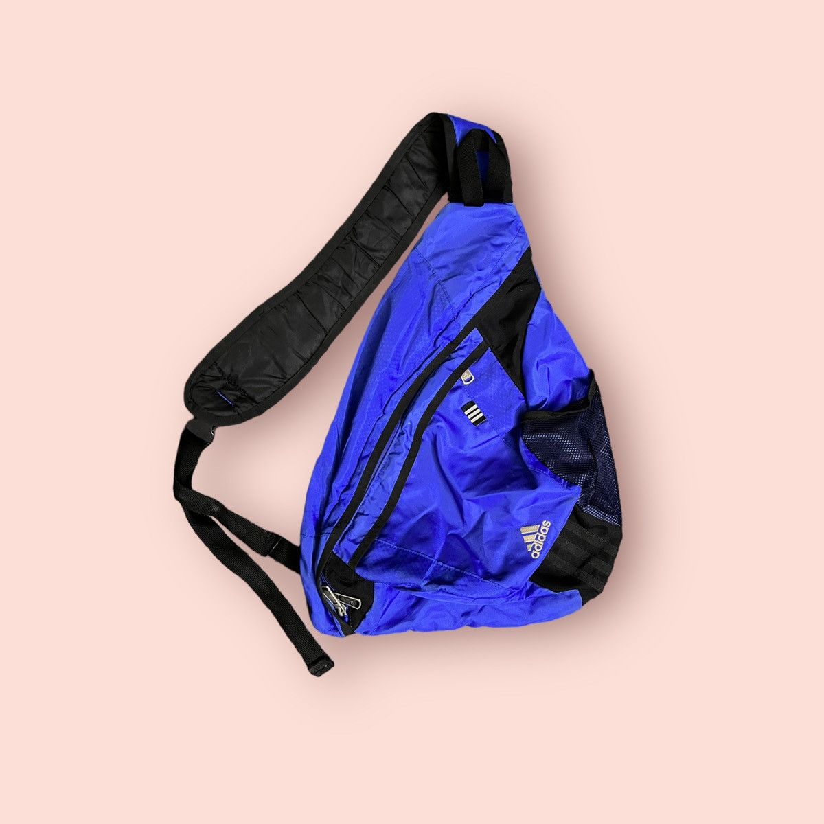 Adidas × Vintage VINTAGE ADIDAS CROSSBODY BODYBAG Size ONE SIZE - 1 Thumbnail