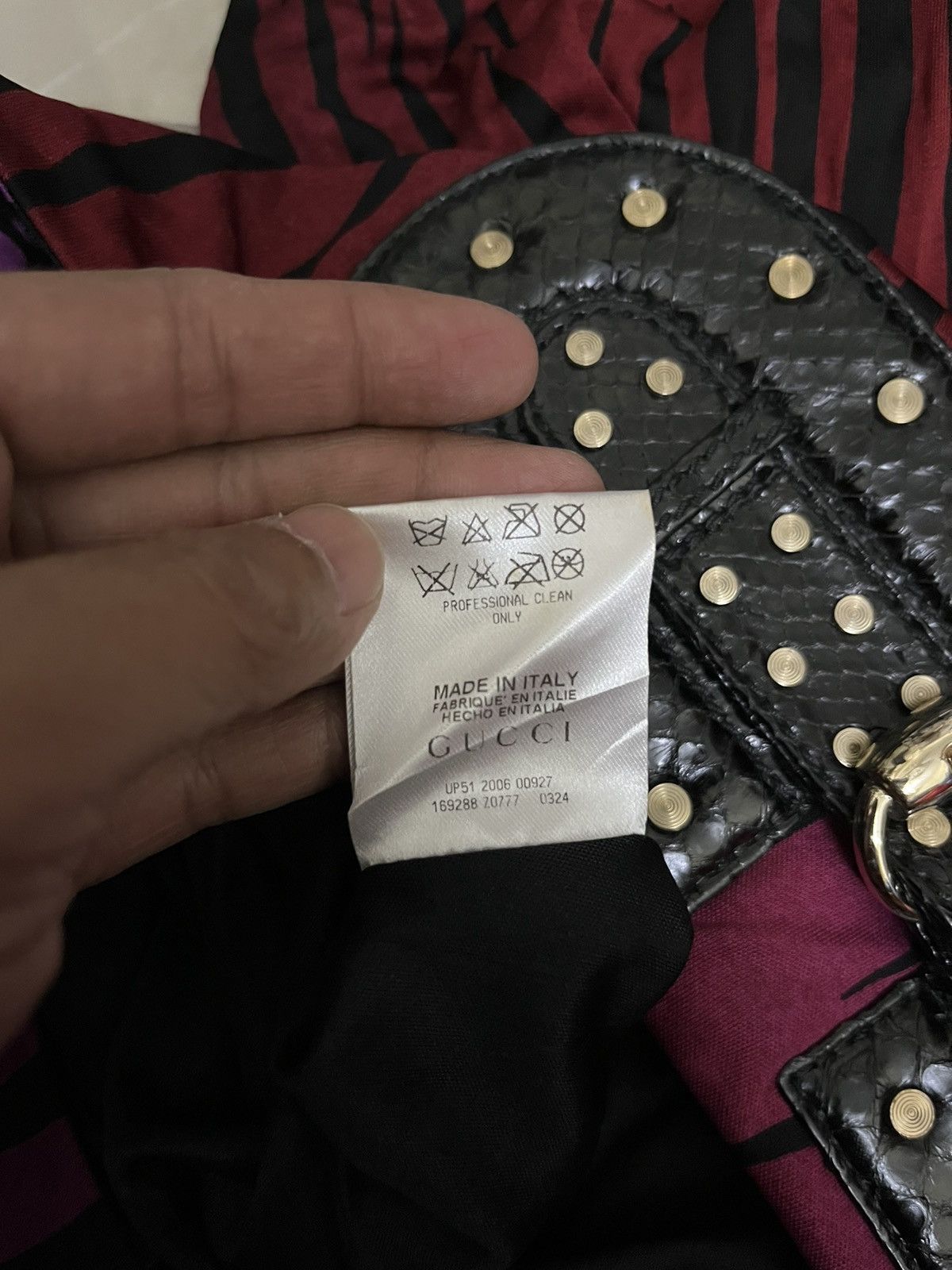 Designer × Gucci Gucci A-Line Skirt with front water snake belt & light gold Size 42" / US 20 - 7 Thumbnail