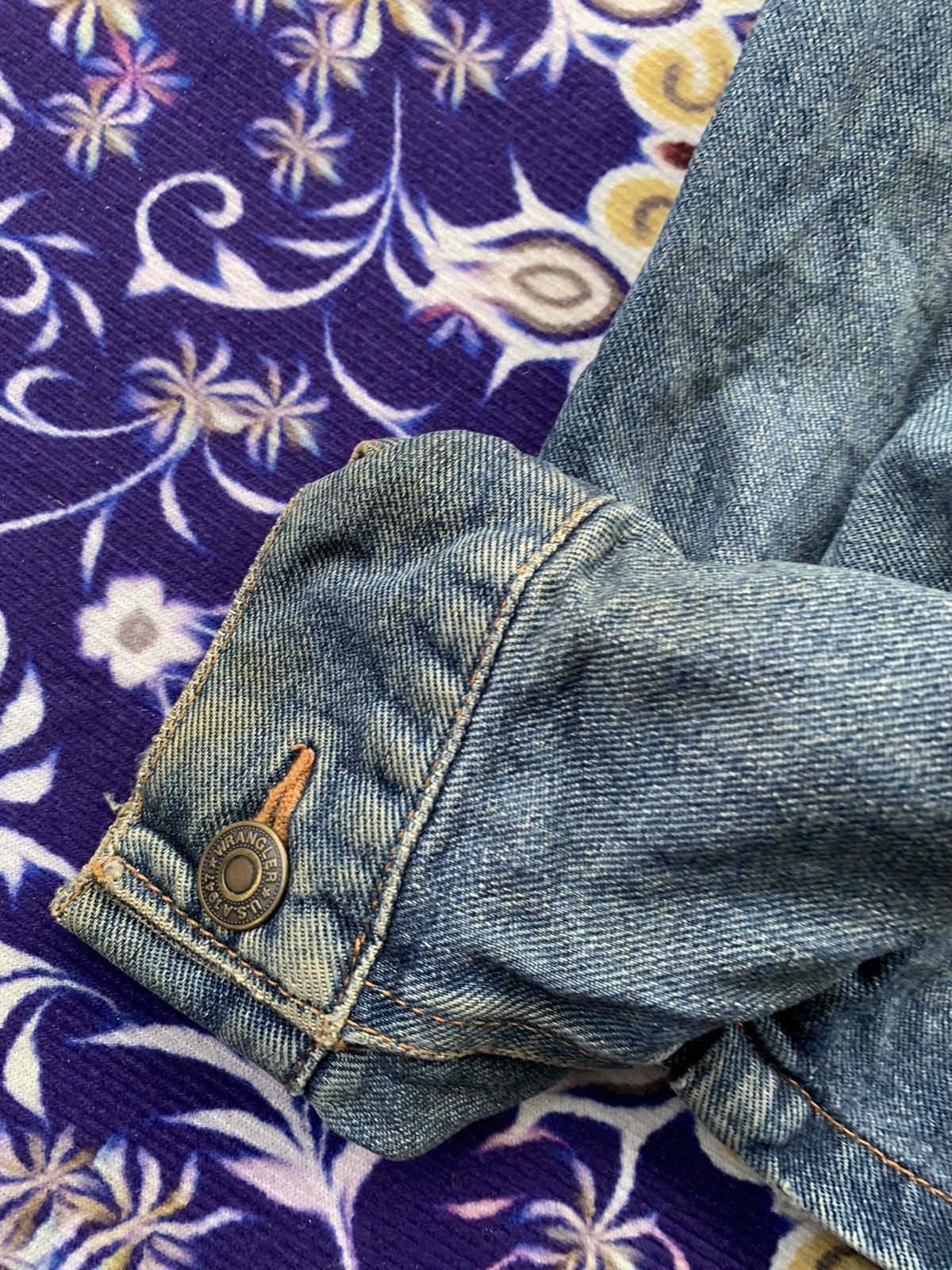 Vintage Vintage Womens Wrangler Denim Jacket Size US S / EU 44-46 / 1 - 10 Thumbnail