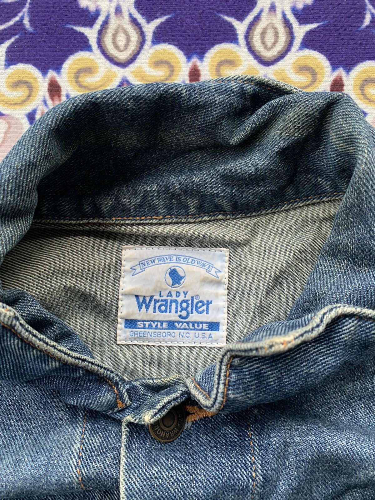 Vintage Vintage Womens Wrangler Denim Jacket Size US S / EU 44-46 / 1 - 5 Thumbnail