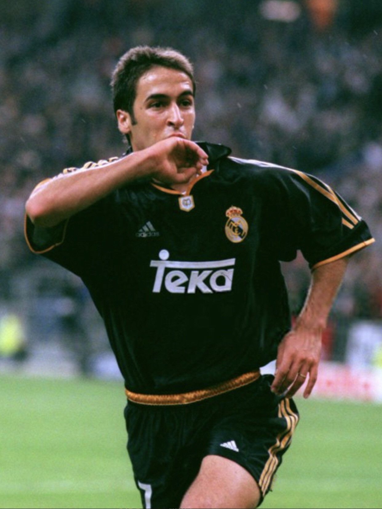 Adidas × Vintage Real Madrid 99/01 player issue away #7 Raul