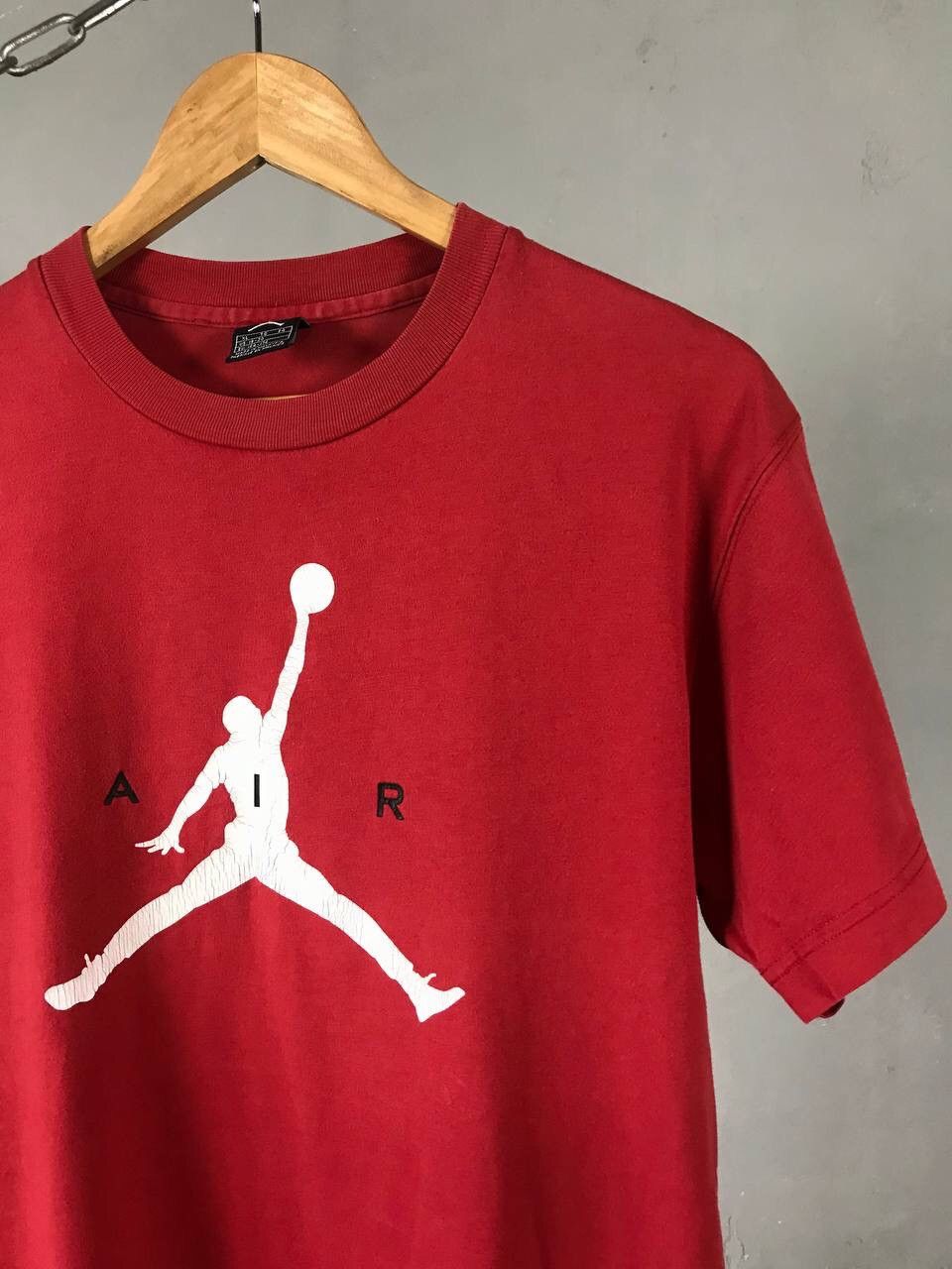 Jordan Brand × Vintage Air Jordan Vintage Streetwear tee Size US S / EU 44-46 / 1 - 2 Thumbnail