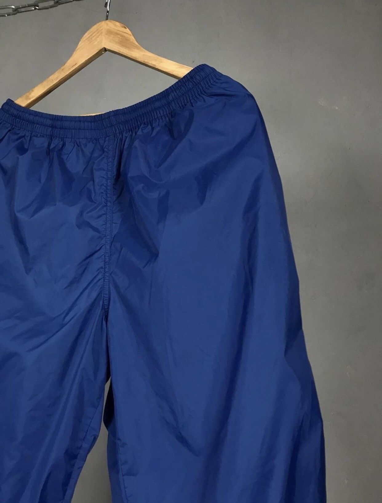 Nike Nike swoosh streetwear vintage blue sweatpants Size US 38 / EU 54 - 13 Thumbnail