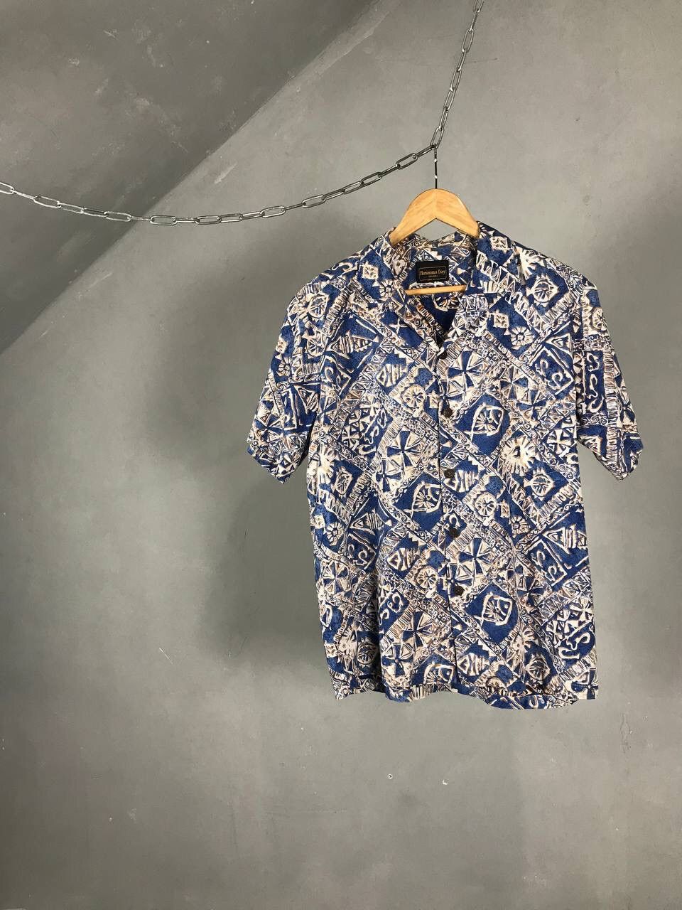 Vintage Crazy Vintage Hawaiian Made In USA Shirt Size US XL / EU 56 / 4 - 1 Thumbnail