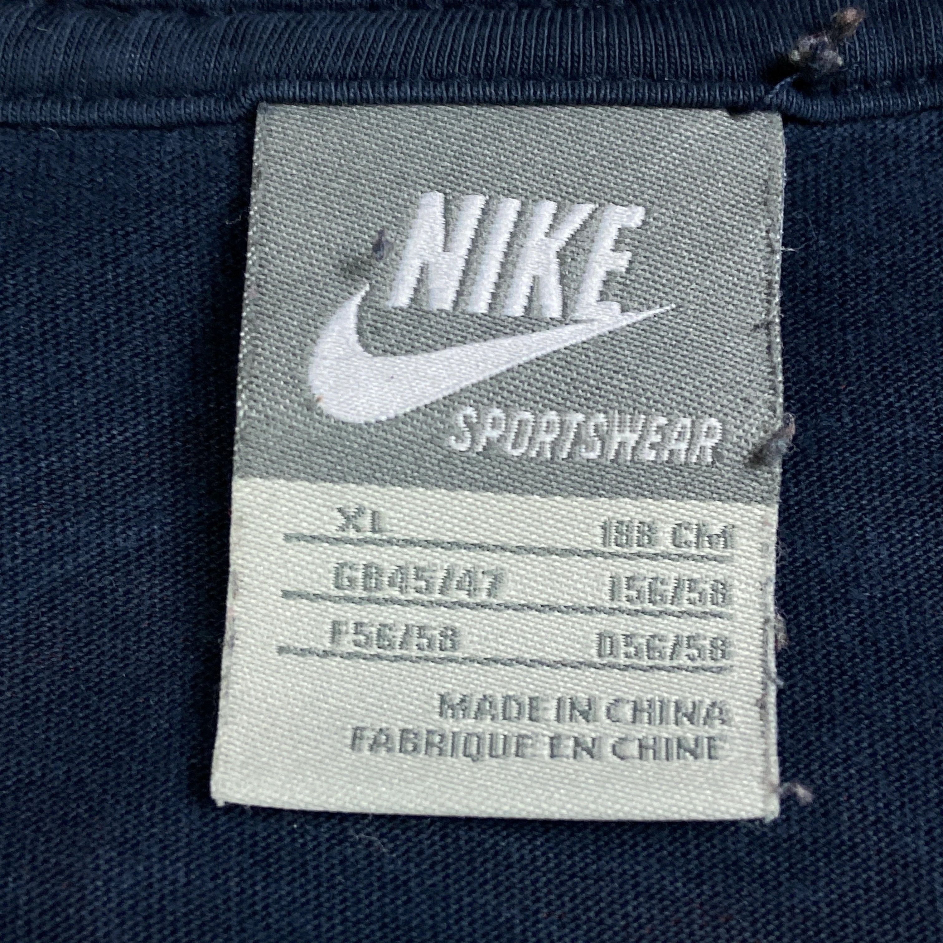 Nike × Vintage Mens Vintage T Shirt Nike Sportswear Football Size XL Size US XL / EU 56 / 4 - 4 Thumbnail